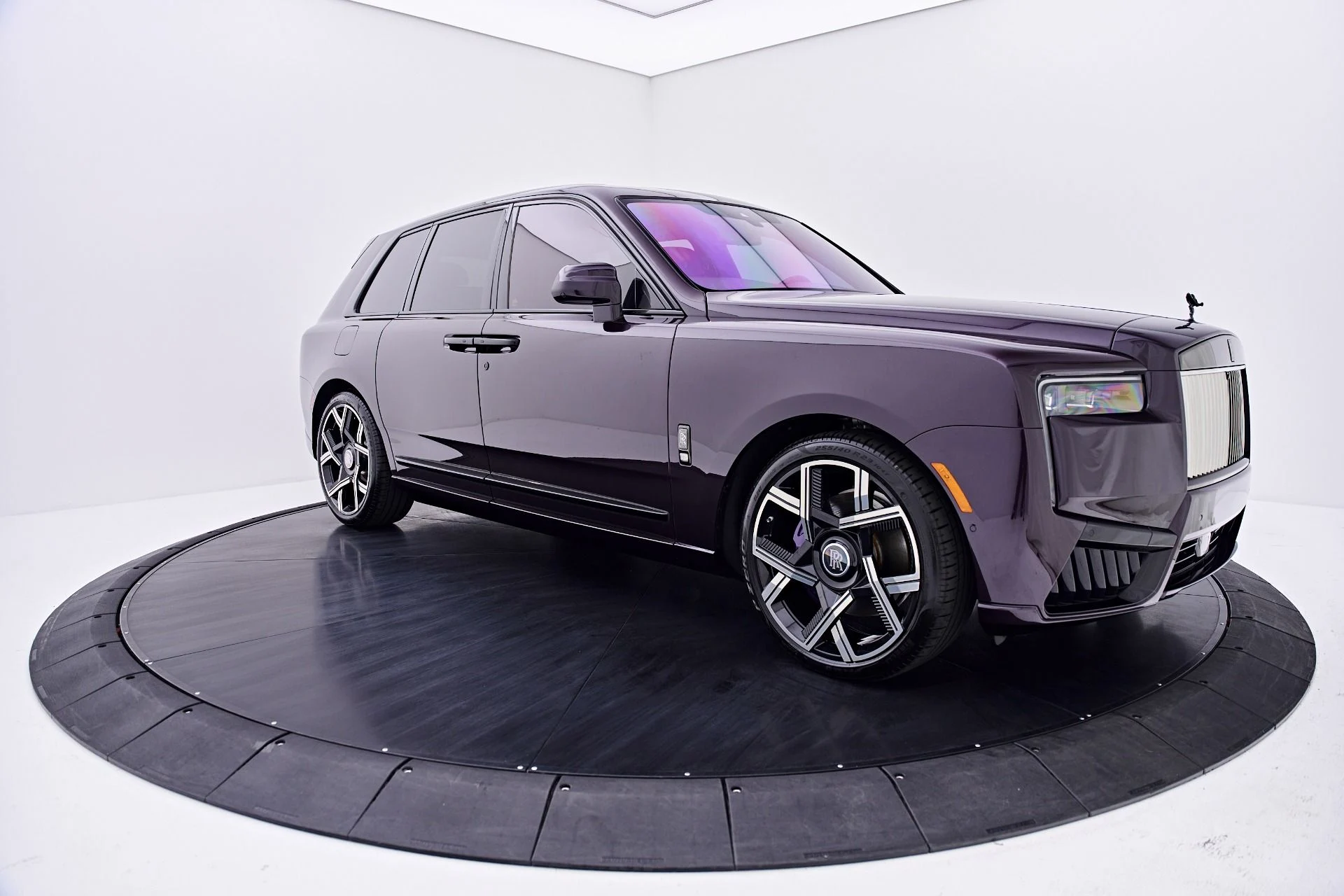 mph016_2758882225_Used_2025_Rolls_Royce_Cullinan_Black_Badge_1788368869_efe652d994