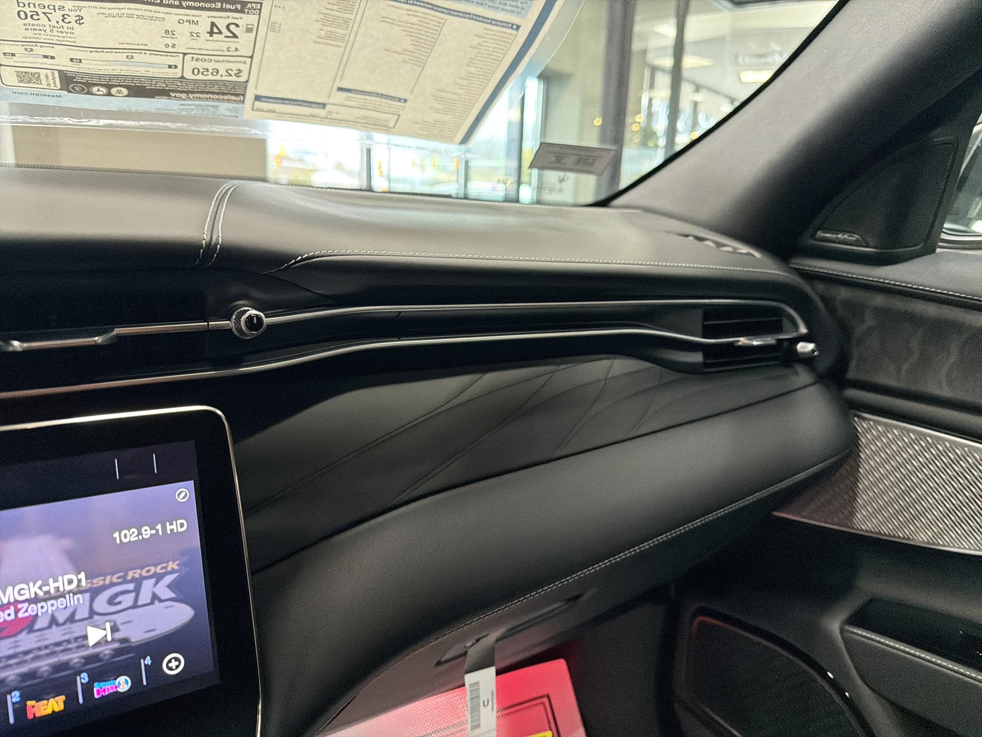 mph016_2761659877_17_06315f78fc