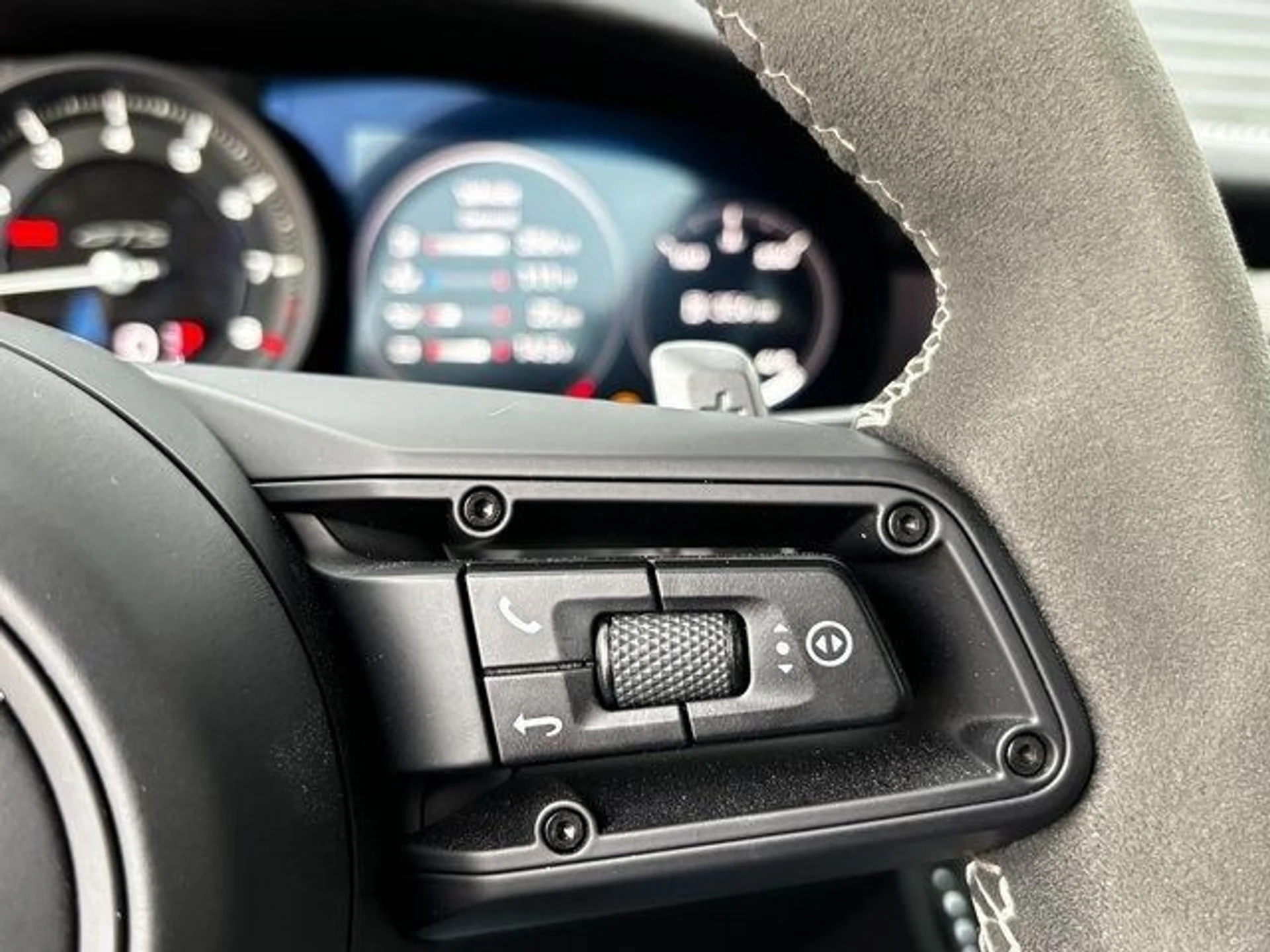 mph016_2765220700_5140cdf63de4b0ff4a027698d46ec5cbx_dfedc2736c