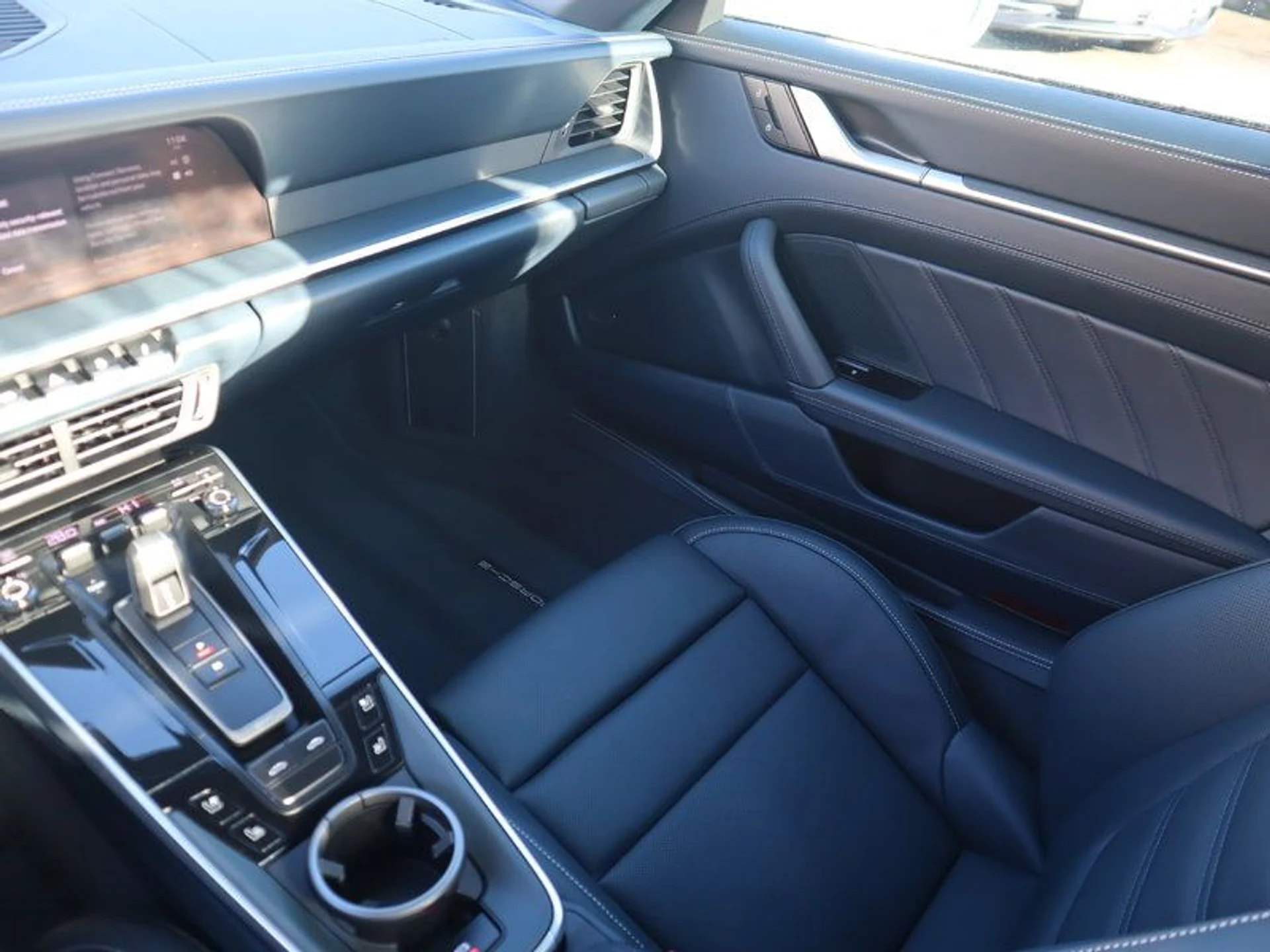 mph016_2766433379_37512047_01106_c2f386fce43e66c3a6cf8223a27682a3_85b80b7b37