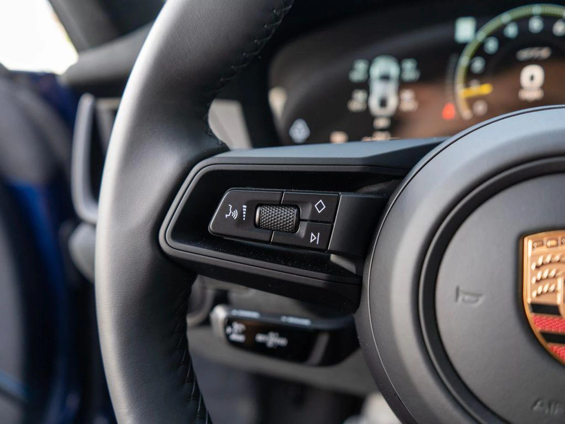 mph016_2769657479_lyp_TMDDCZV_Wokg1_D_Ig_Hr_Sqd_Lkp4_af64267926