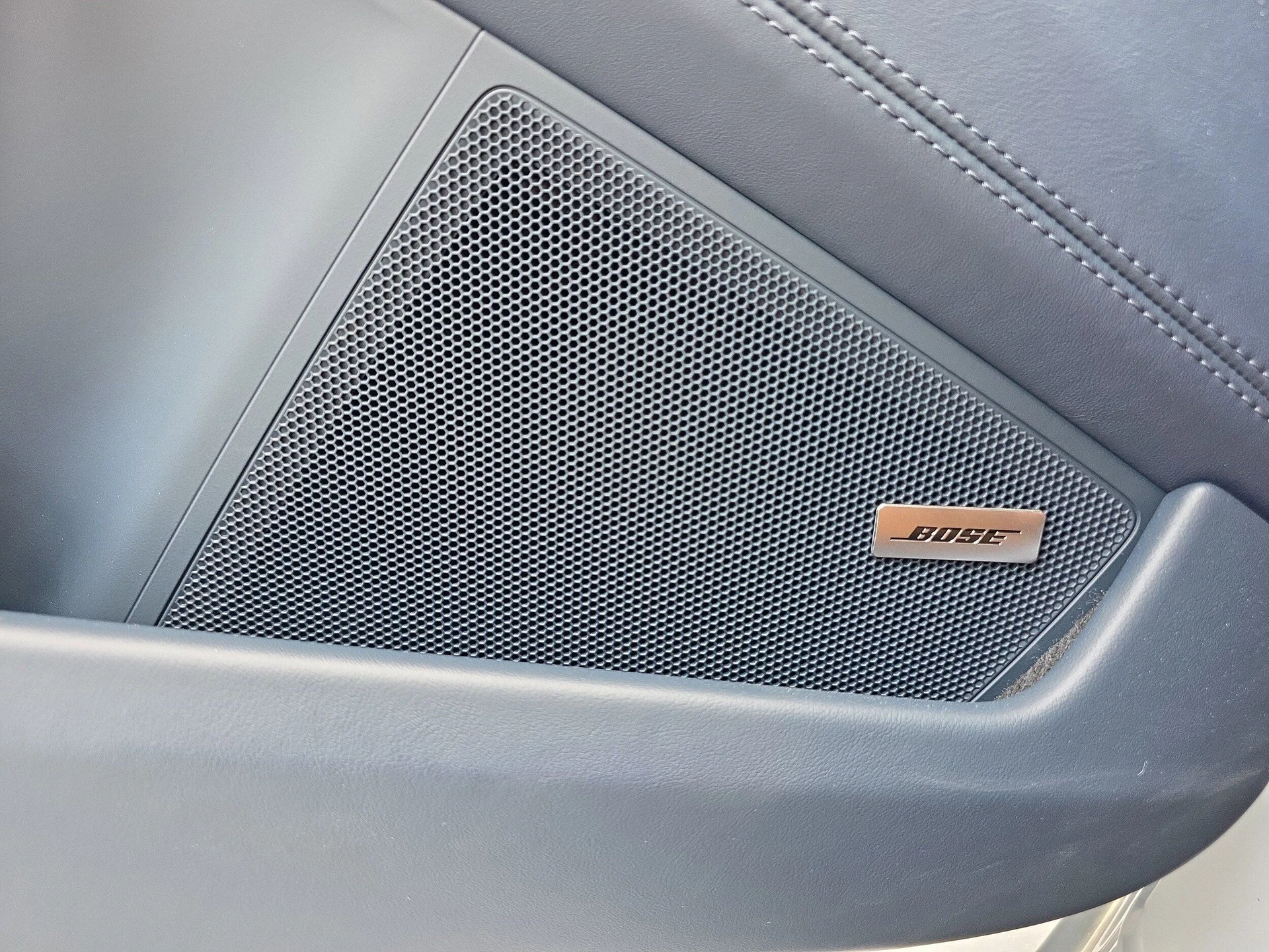 mph016_2770923438_6d2436b8714fe1d5336b5062e760b81fx_7b453b5f9d