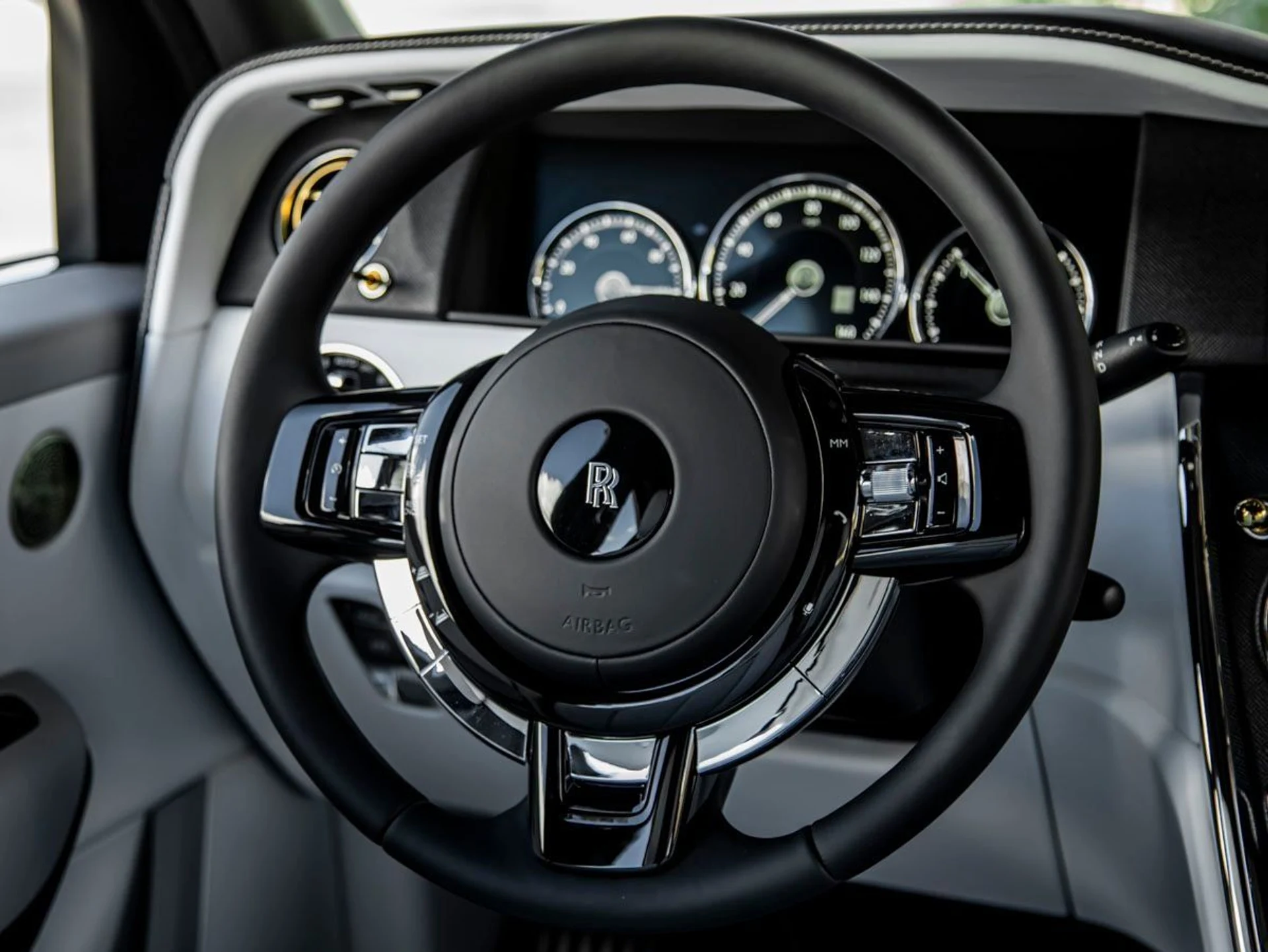 mph016_2781386793_17_dc804f2a4b