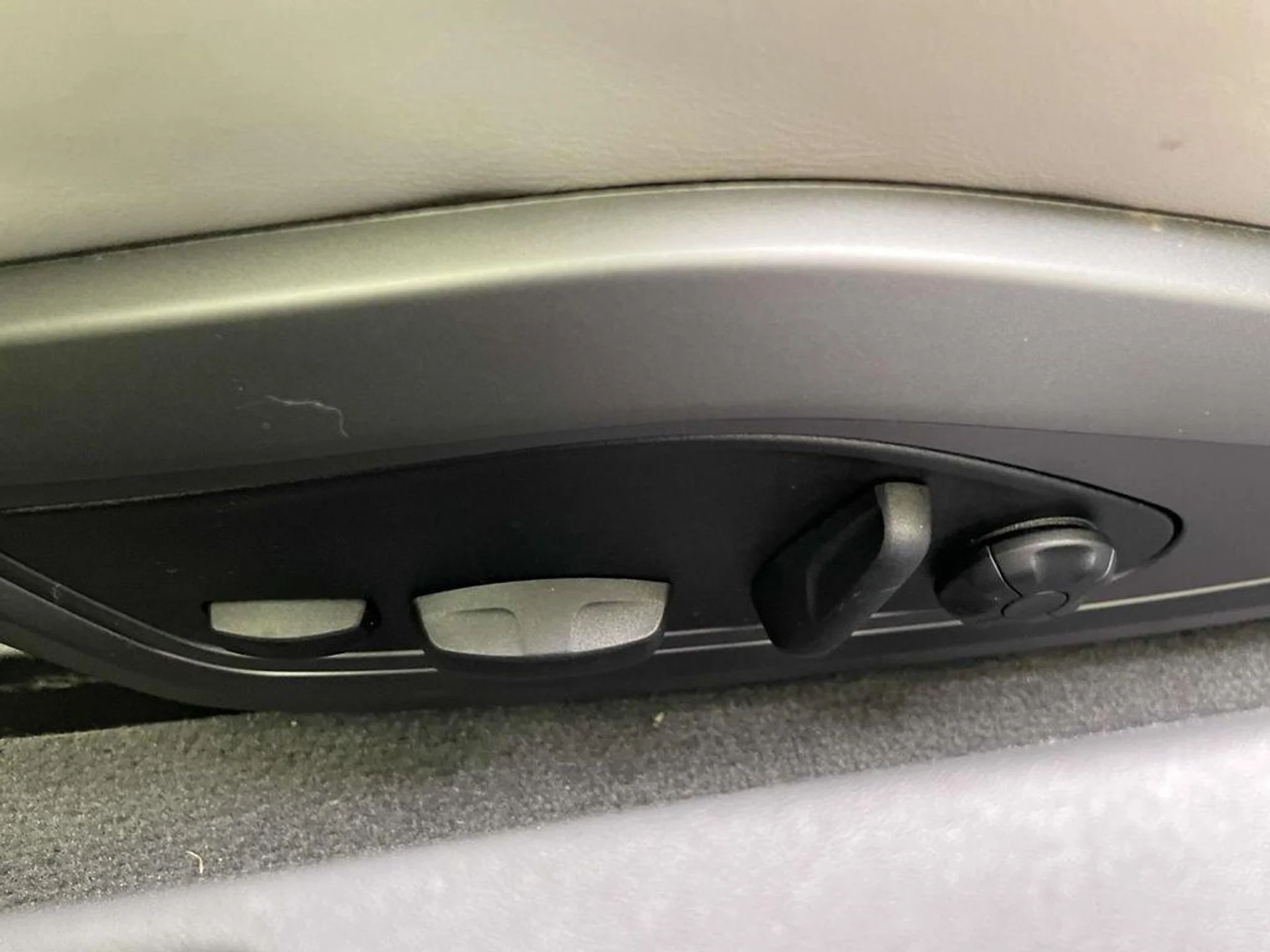 mph016_2782016274_KCHT_28kb_Zf8k_Xniaq_PQG_Zevybac_04a9c70d31