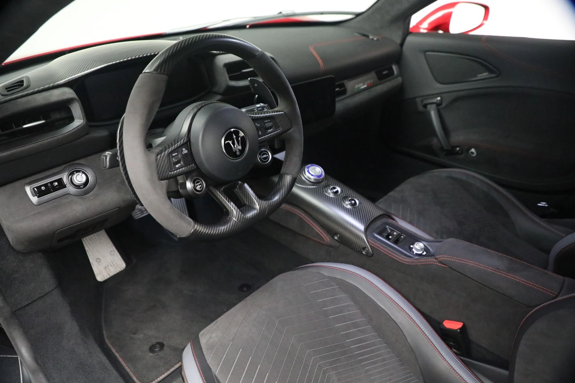 mph016_2782584003_Used_2022_Maserati_MC_20_1774384855_6ee5bbe3c2