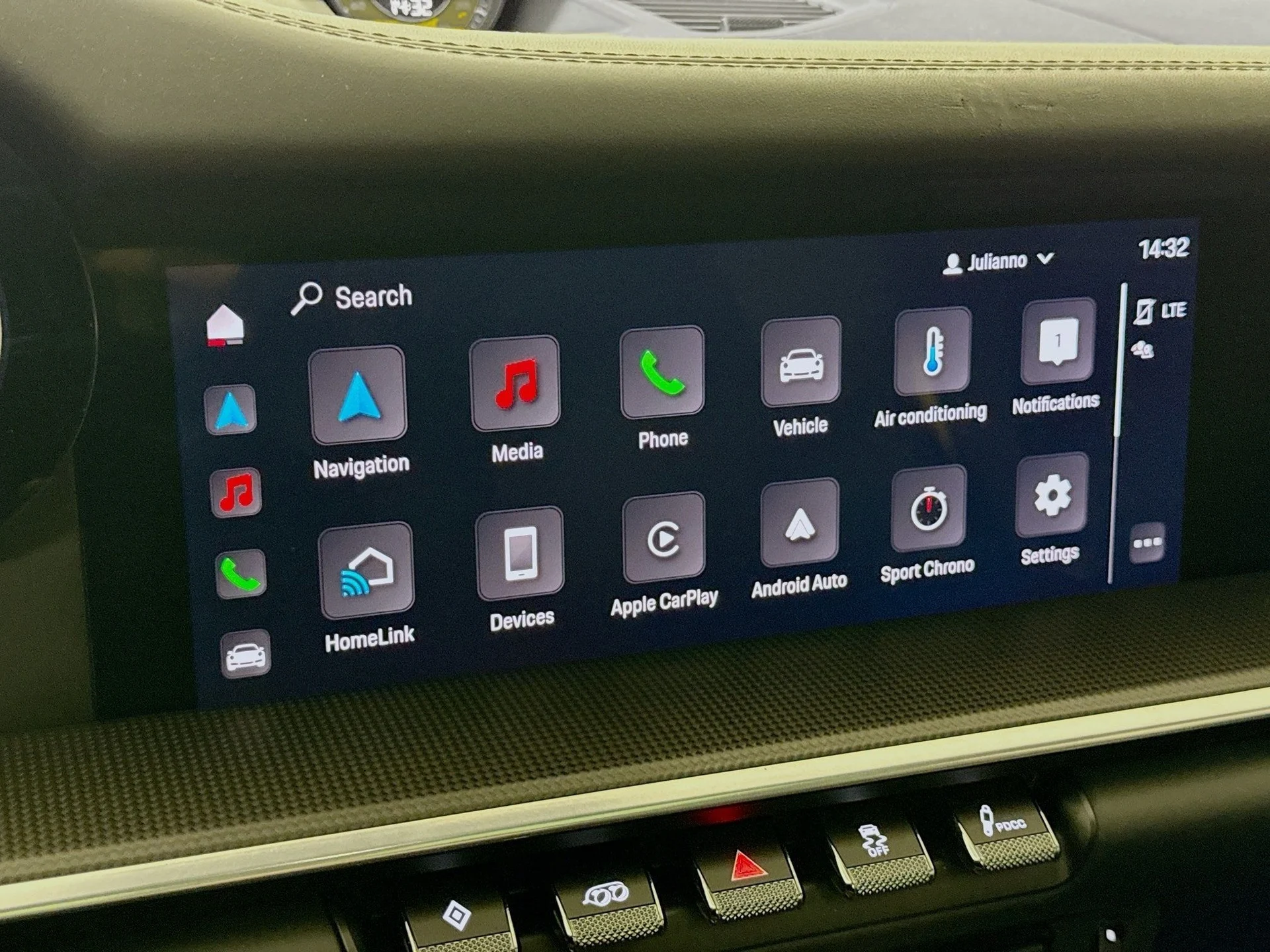 mph016_2790086410_5576d0de1299aad95a84fb3dd0fcc418x_d48f60b5ef