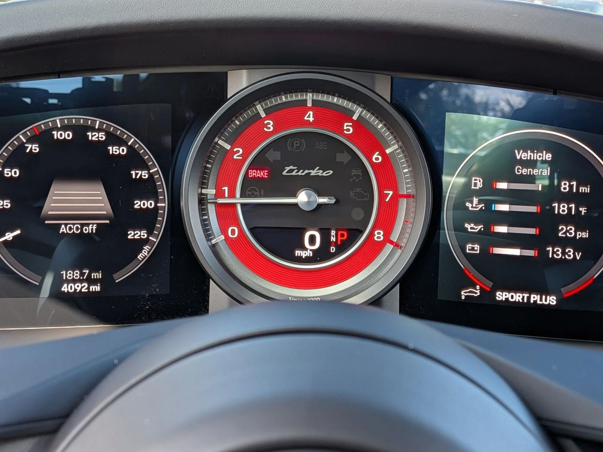 mph016_2793374150_3042faff3d954a871b5008f249a685b0x_e11264947c