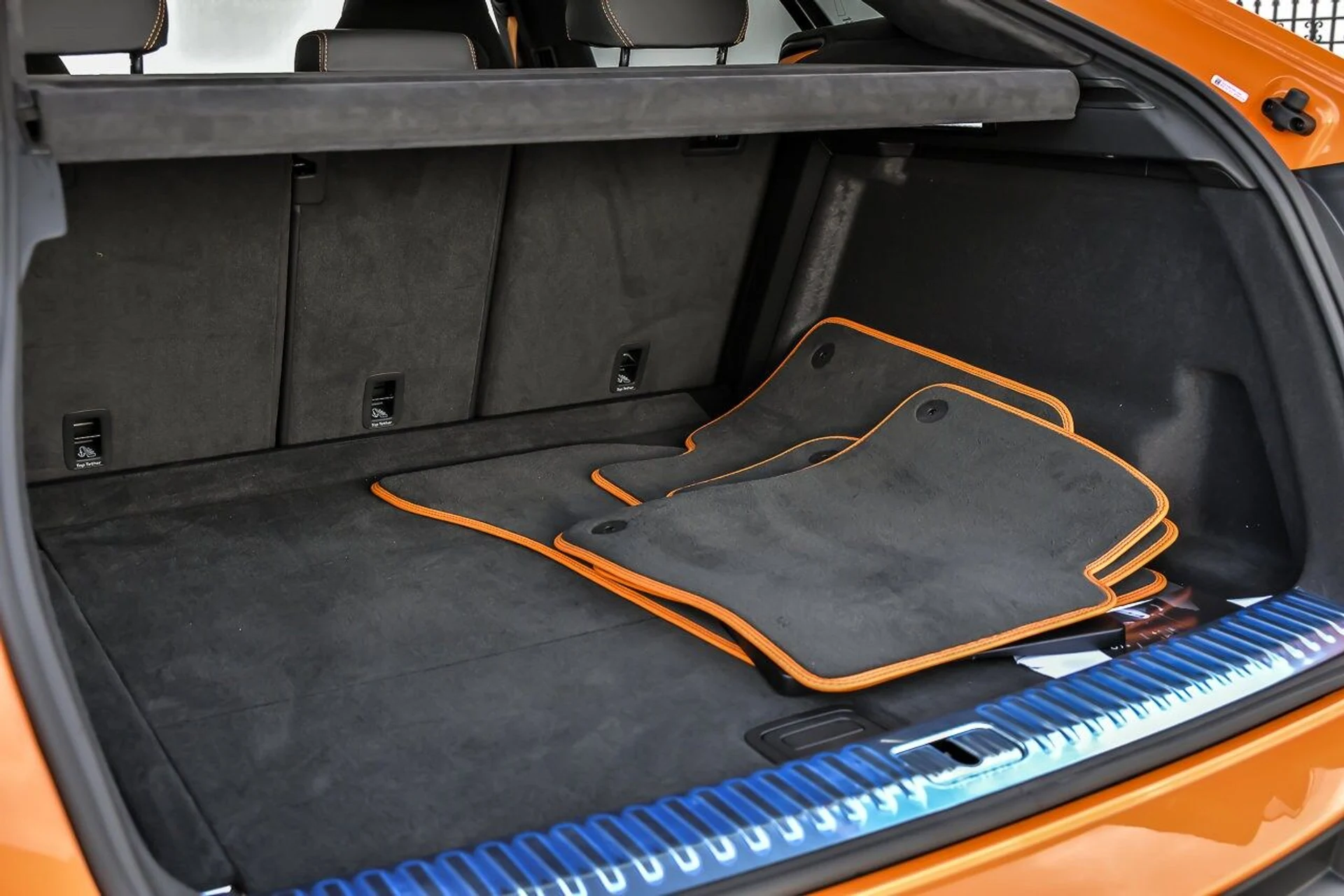 mph016_2795144553_e588024a6fa1bb81fdcccea82598d749x_ea4d0f4a80