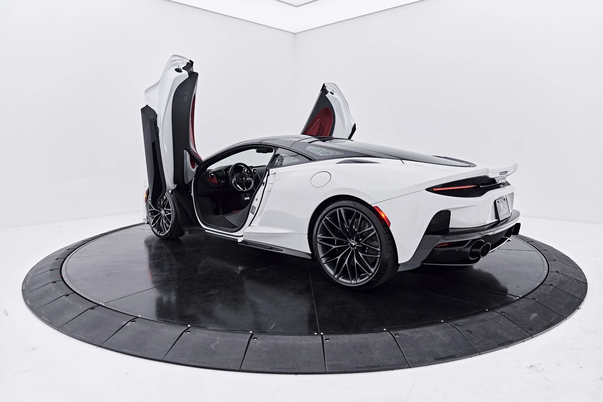 mph016_280550680_Used_2025_Mc_Laren_GTS_1790357839_035c3359ed
