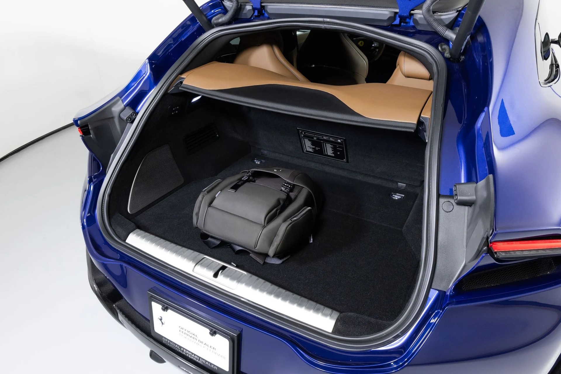 mph016_2805770591_b7355f4956e442b3abec4e878a5fed1d_0ead79a208