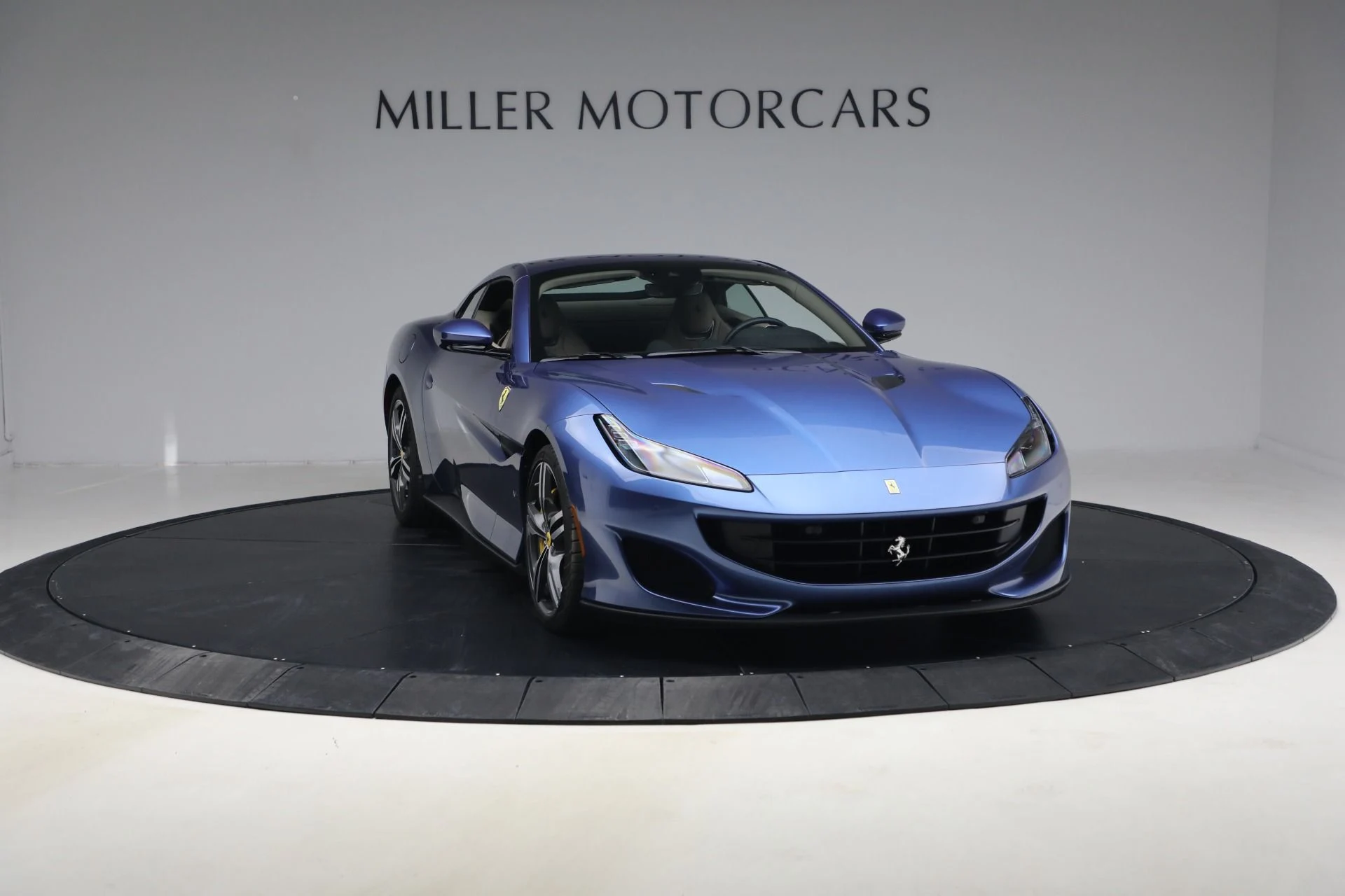mph016_2810814372_Used_2020_Ferrari_Portofino_1771280050_23a291e83f