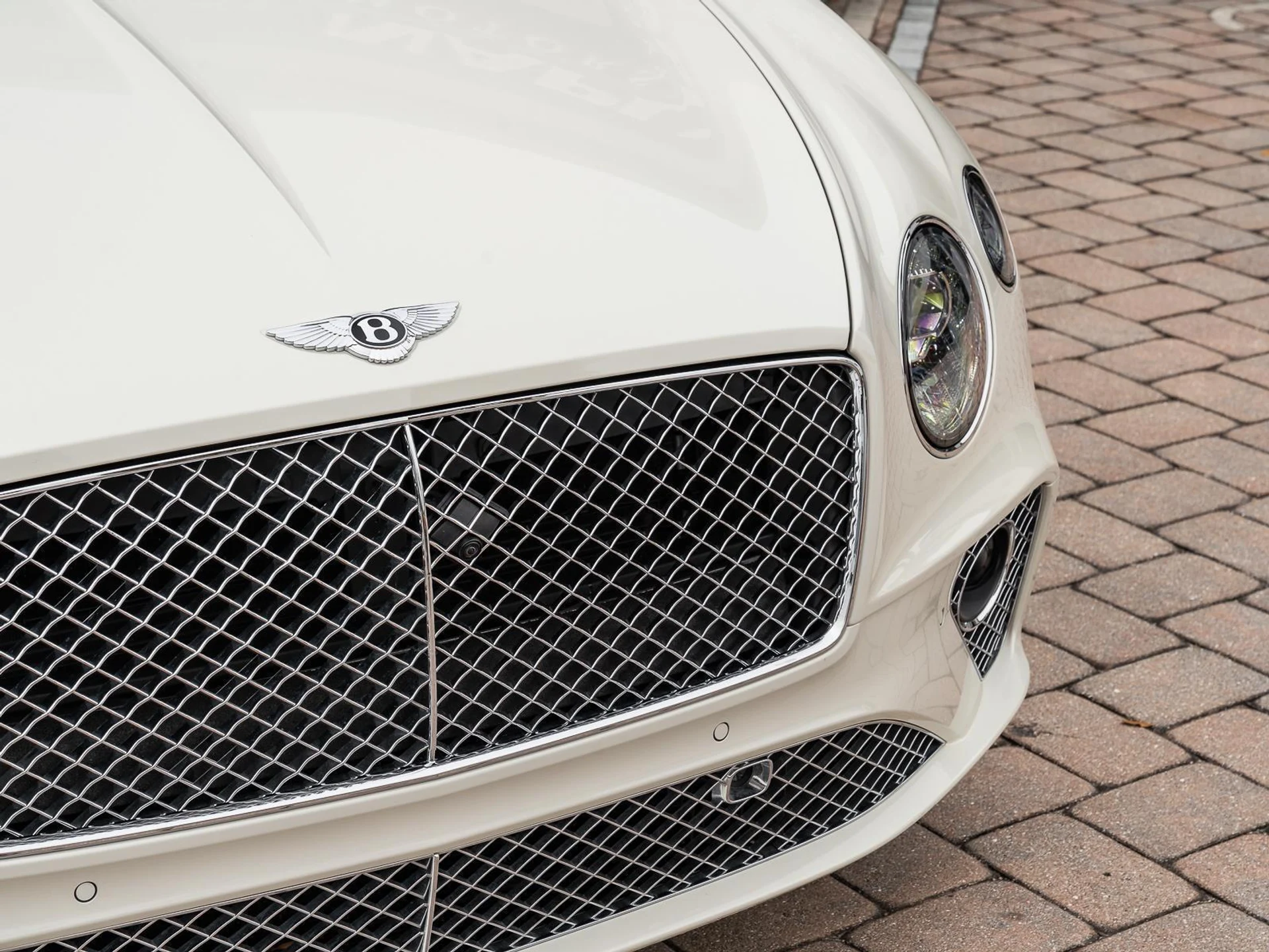 mph016_2823467942_Used_2021_Bentley_Continental_GT_V8_1773777873_431a463647