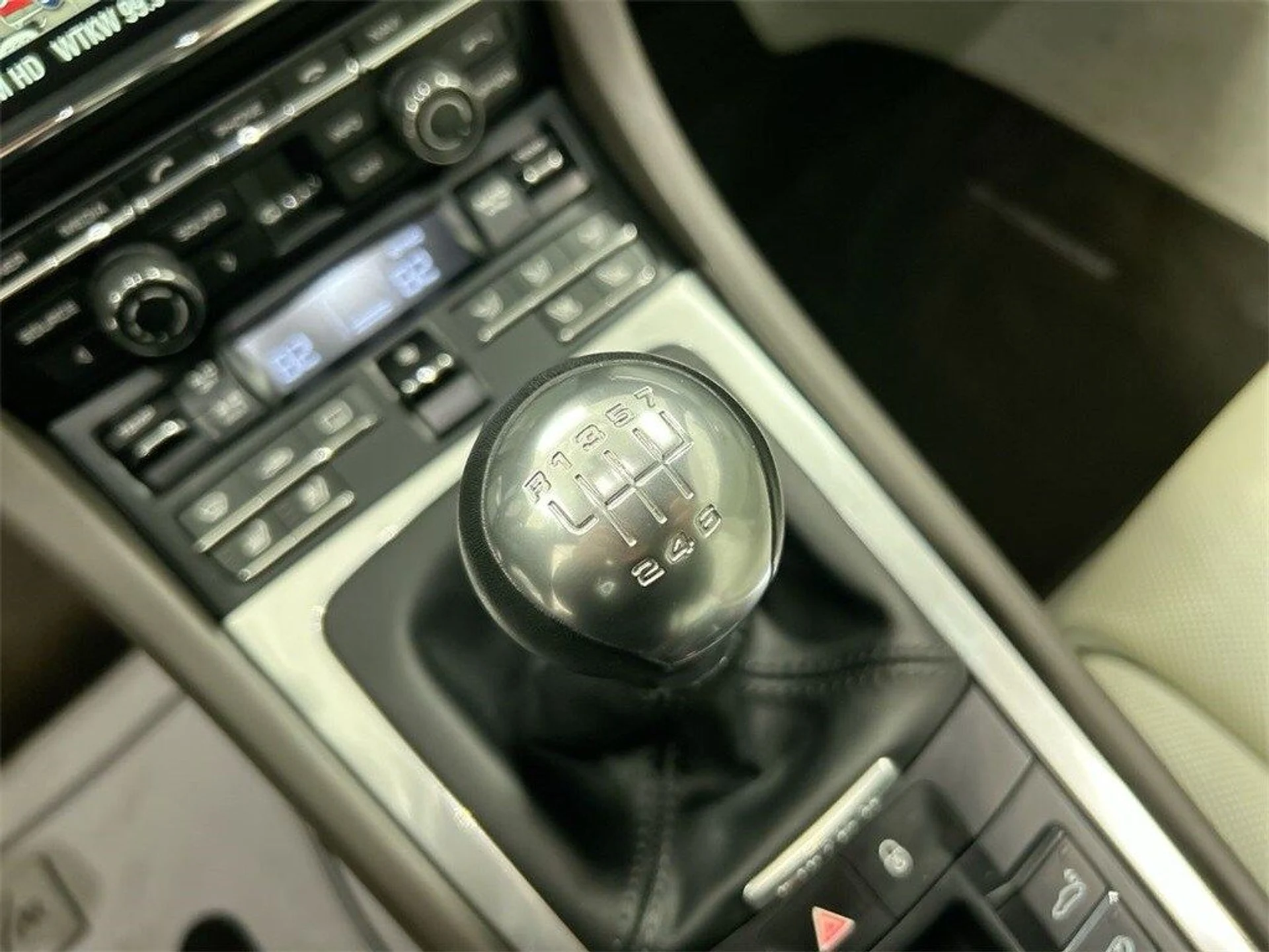 mph016_2833202851_ff3a8f0284a18b392a50361234988d66x_c1c77d0ce7