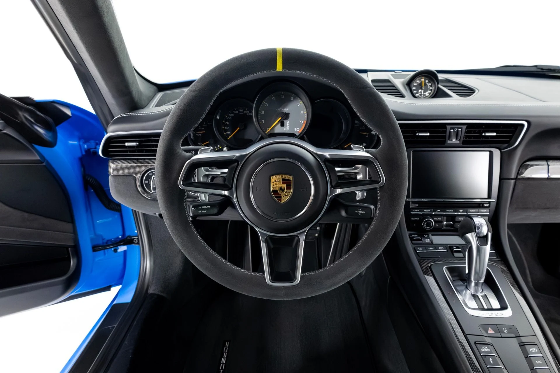 mph016_2838086703_Used_2016_Porsche_911_GT_3_RS_1769037874_ee100a9587