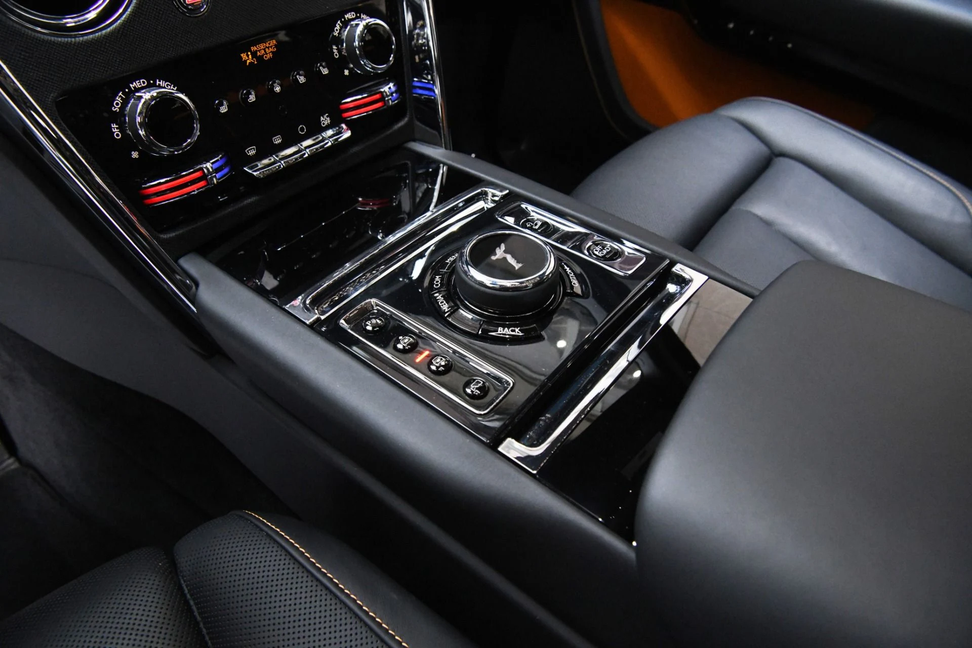 mph016_28394432_11027_p18_l_6b482b0b4f