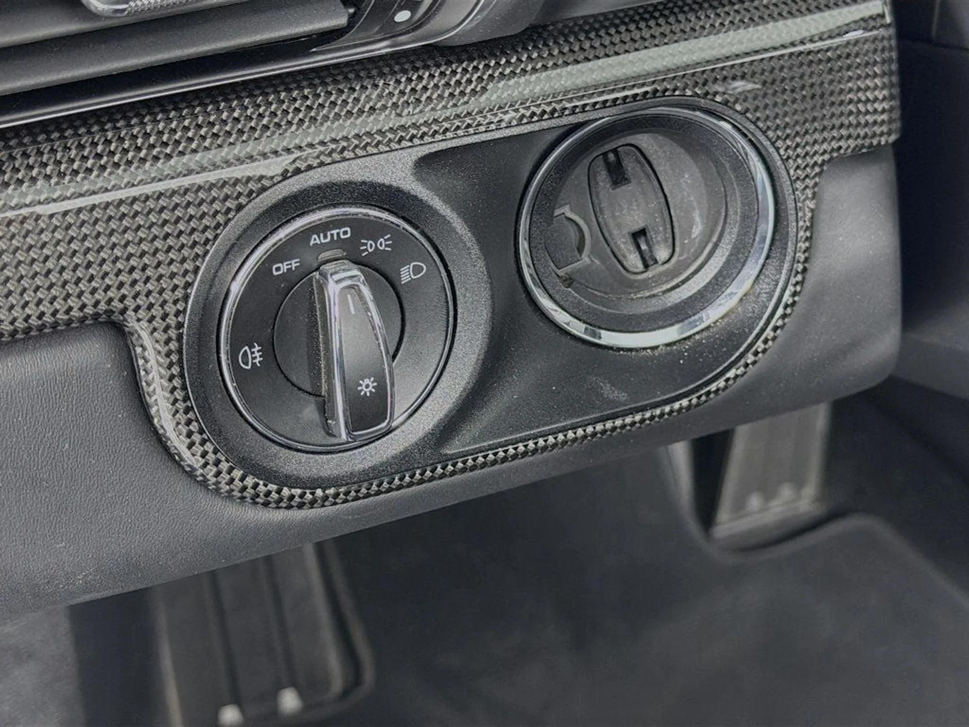 mph016_2851730379_c20e74c83002fff9d05b16dda5f747b9_7c8b19a265