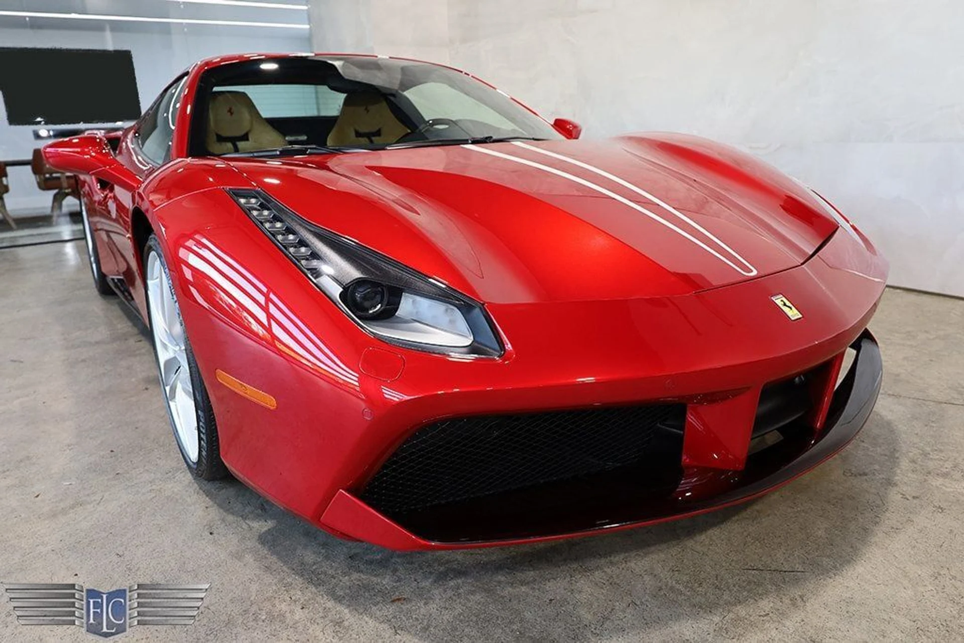 mph016_2854933100_used_2019_ferrari_488_spider_convertible_9689_22929028_17_1024_310df06be3