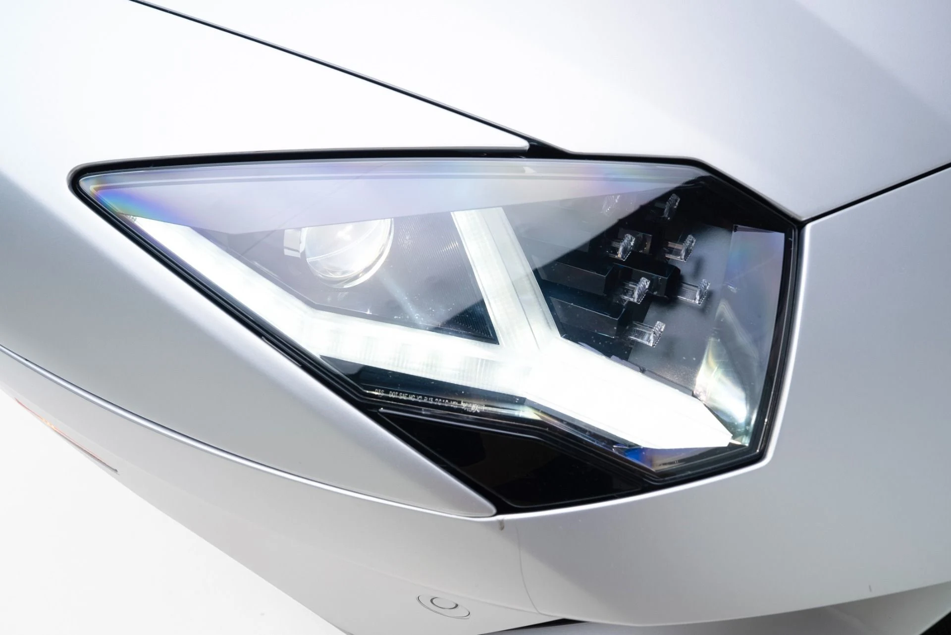 mph016_2856181663_Used_2018_Lamborghini_Aventador_Roadster_LP_740_4_S_1779296904_3d00d7ac09
