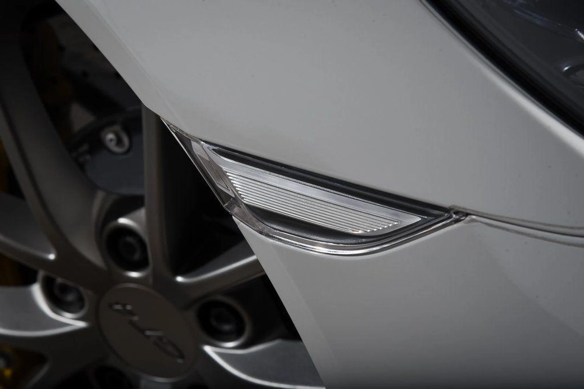 mph016_2859665959_OO_6c4_Htw_Gjzz_W1i_TO_7ysl_Wq_MCOI_8caf7019b6