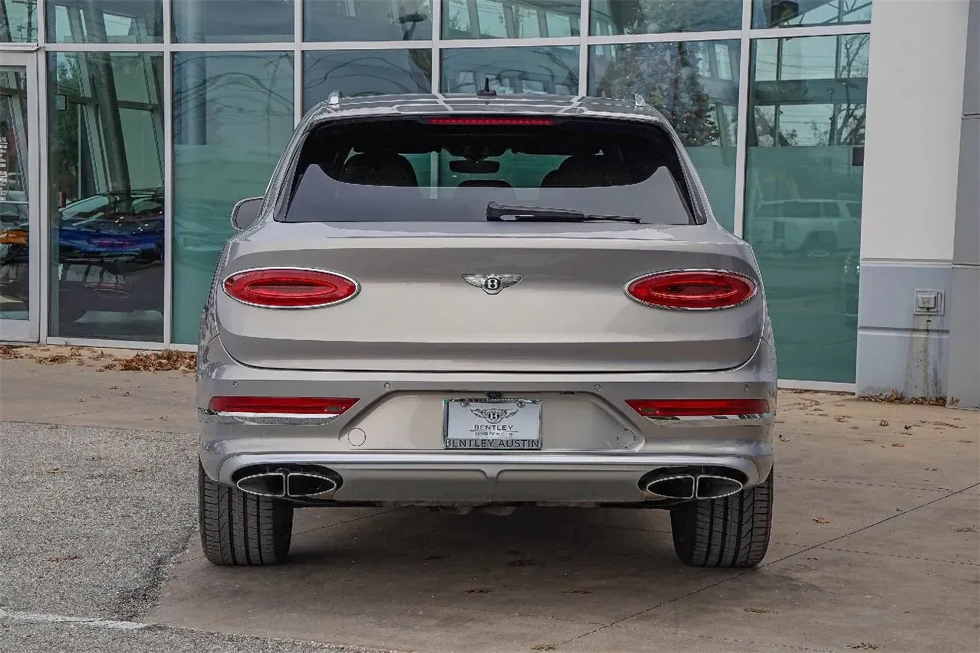 mph016_2861999541_a4c81a4a9d6a4072baf986fe7c18a08f_110aae5f30