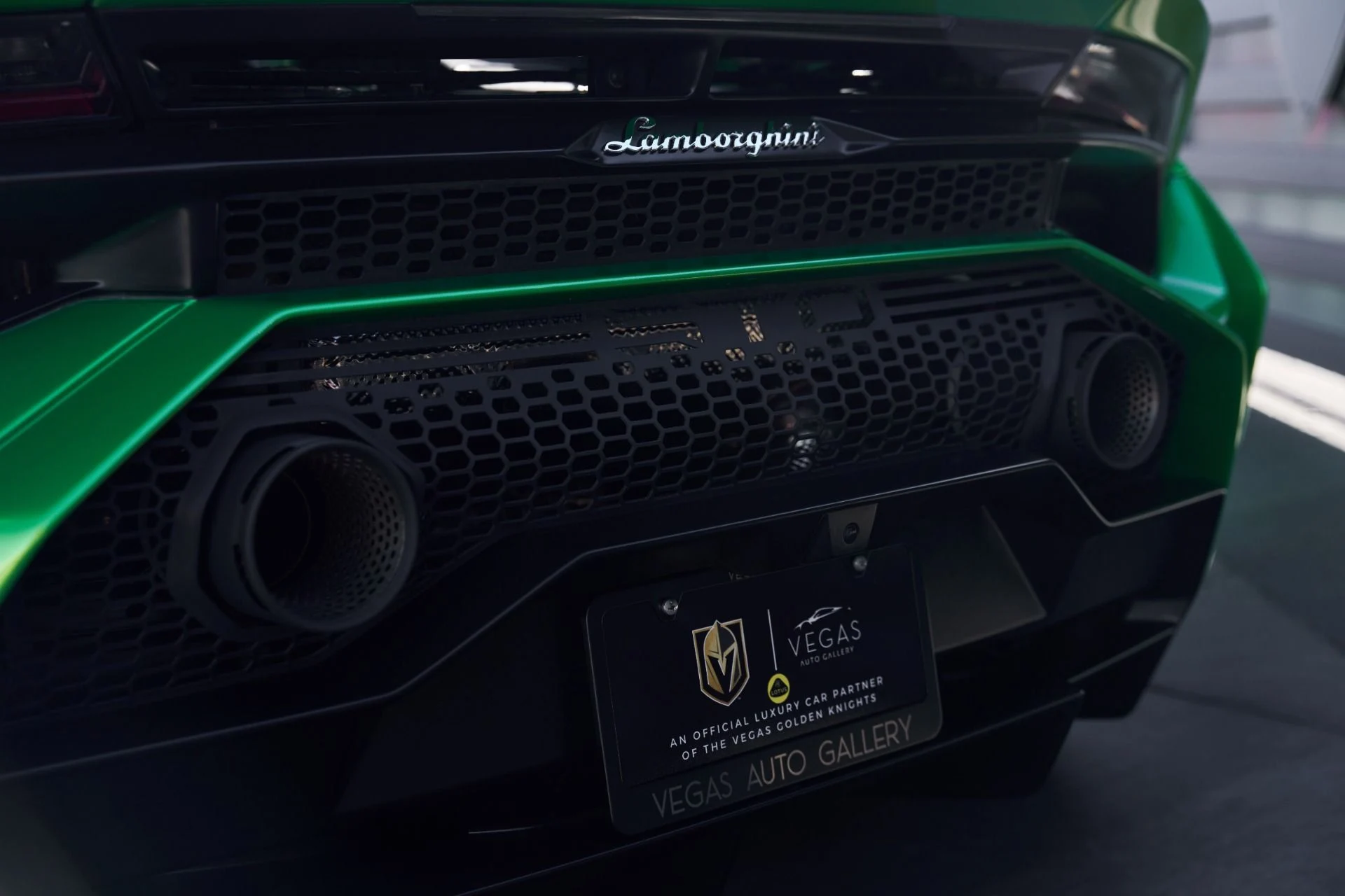 mph016_286830621_Used_2024_Lamborghini_Huracan_STO_Base_1793231389_f0e1b03dca