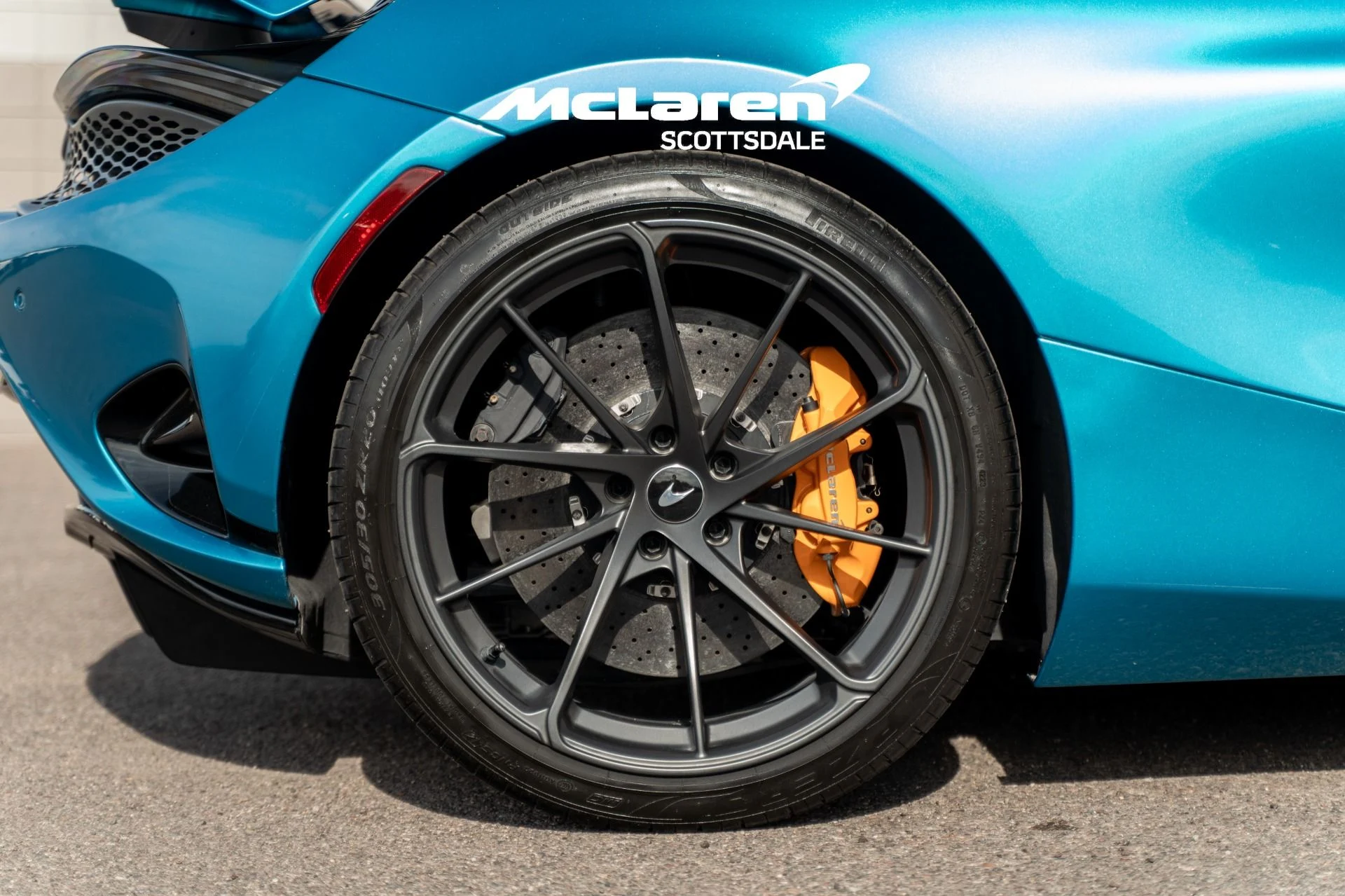 mph016_2873488963_Used_2024_MCLAREN_750_S_1758291748_3d02bcce76