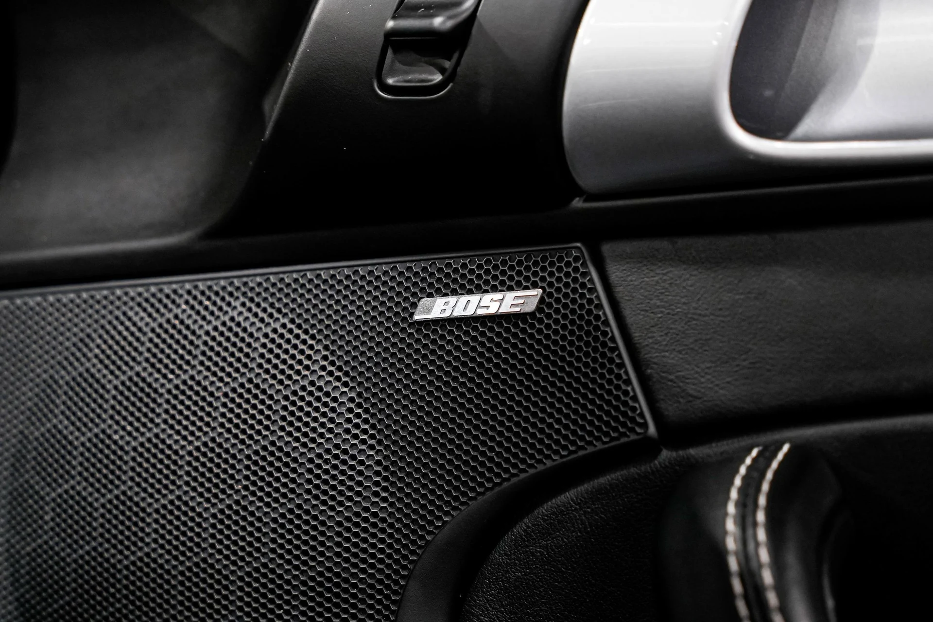 mph016_2881397973_8373519266ce09852ffac5edcd968a6ax_d23e9f4003