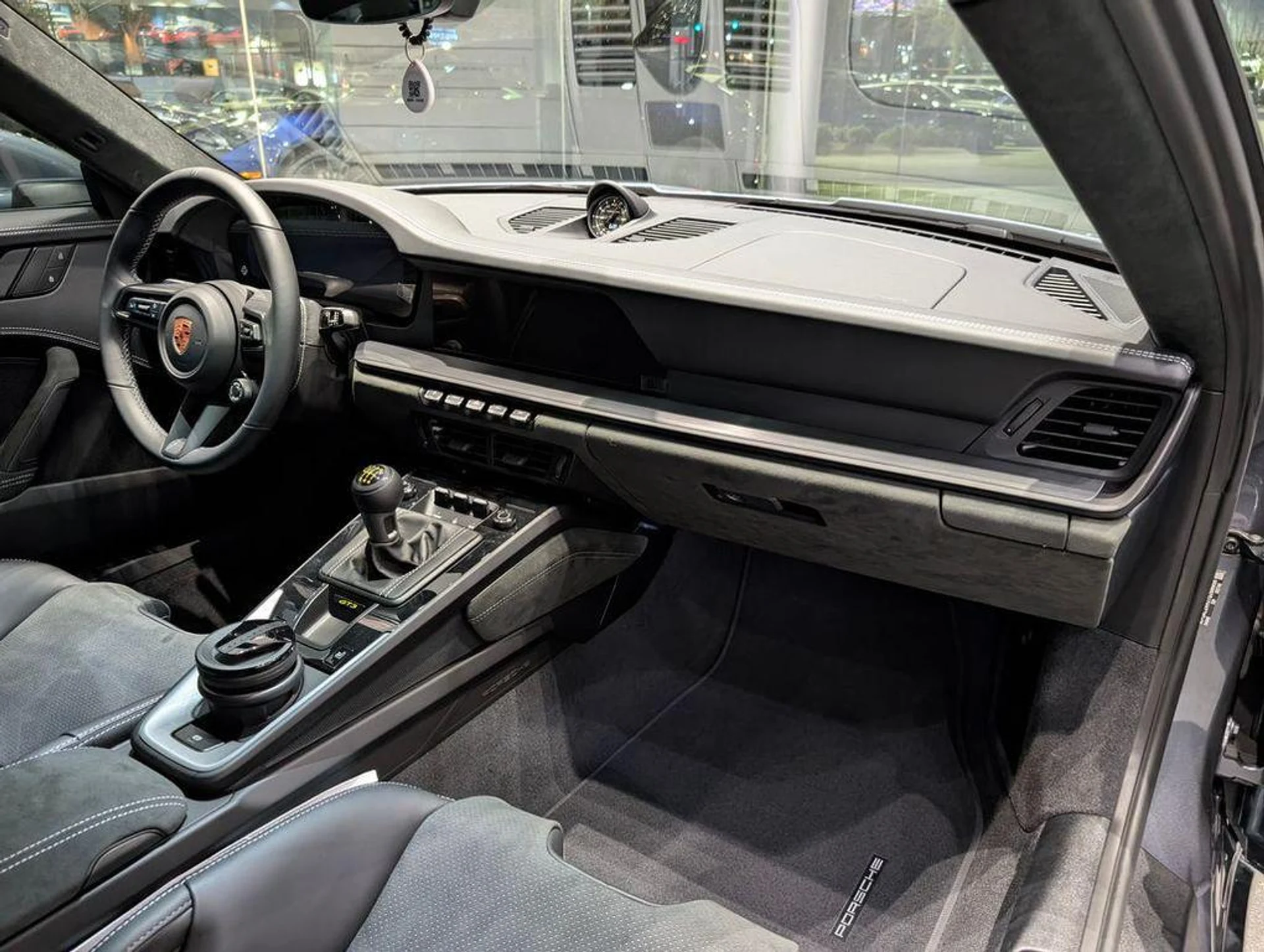 mph016_2888271502_M0_Cvl6xln_W_Zu_X_Nu_Fj_Yig366u_DU_edbf3dfb66