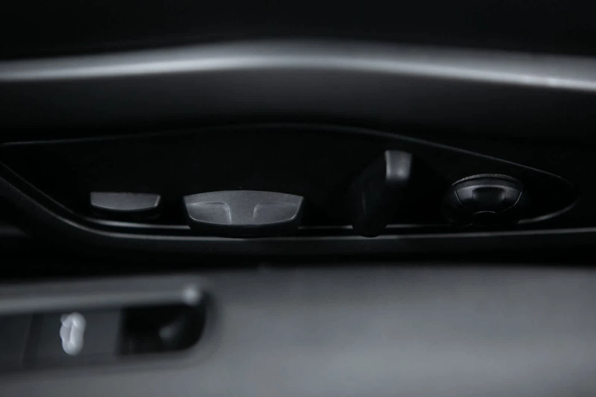 mph016_2894809022_27652d64dbdb49e0b919f88e97451599x_68c8695f1f