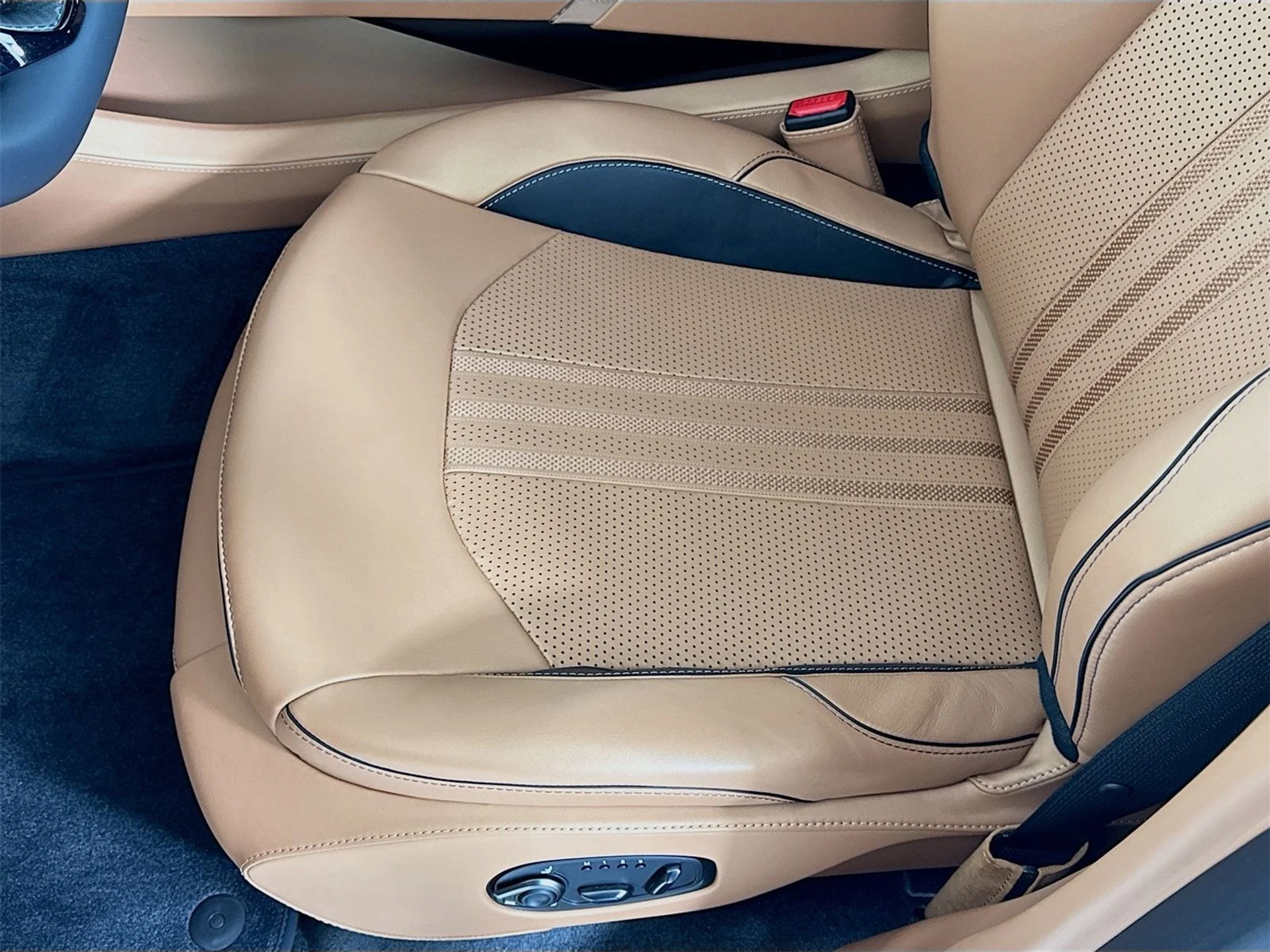 mph016_2898627942_e71458c16a9105f37f3c40b11222eb12x_41a601b14b