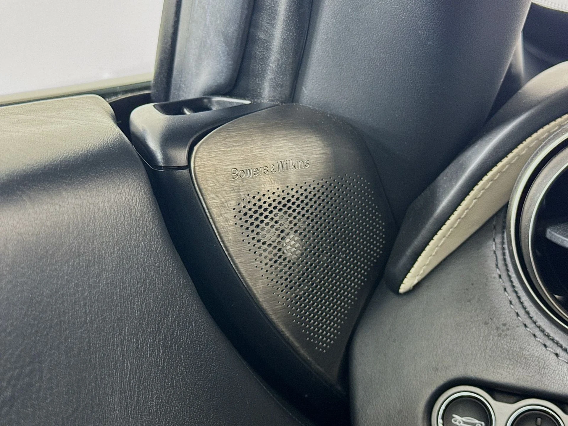 mph016_2901781643_d57c669a6d5b348bfcb0881d7070f07ex_8c9ff89e30