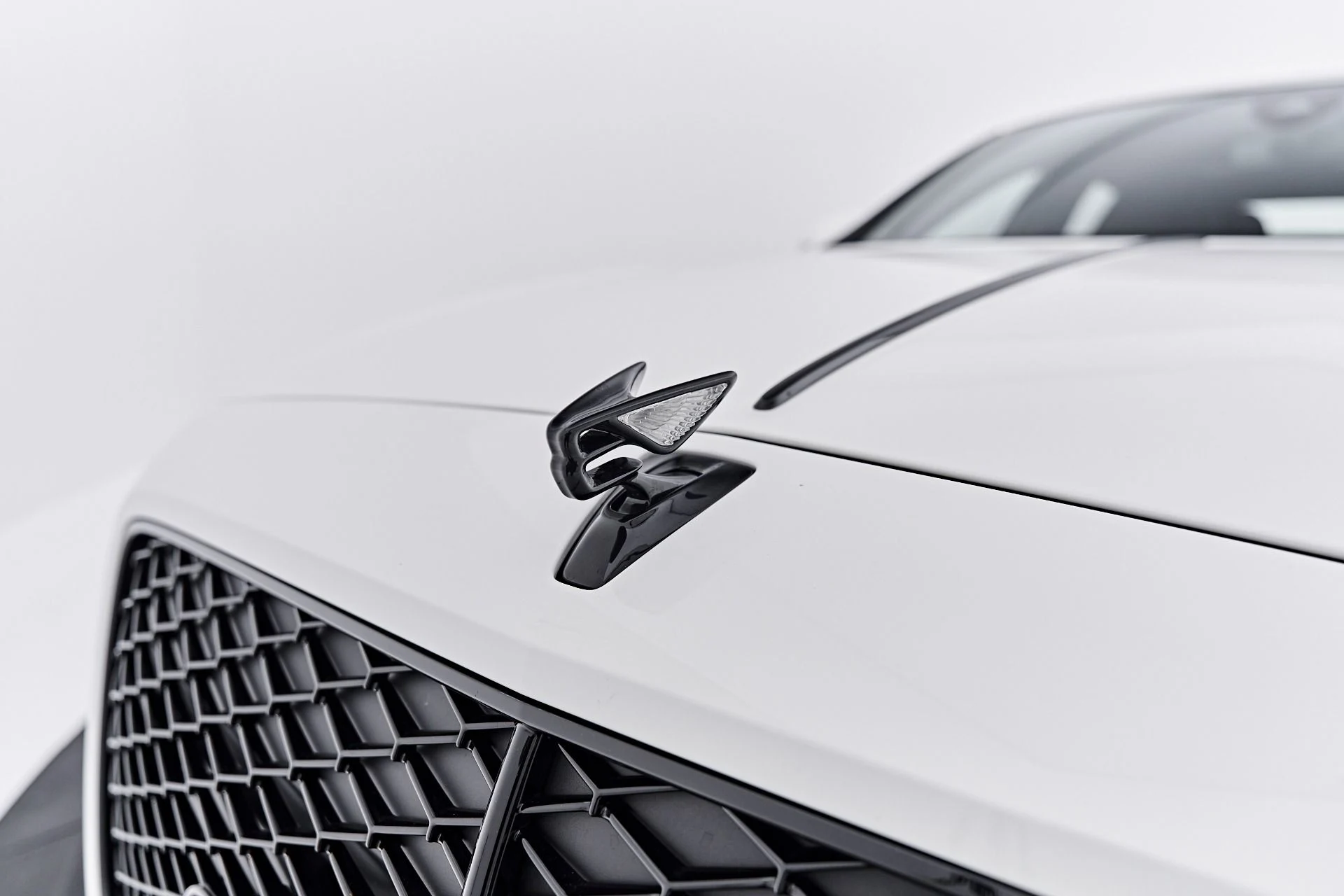mph016_2907356664_Used_2025_Bentley_Flying_Spur_Black_Edition_1790368065_69b9e11dc9