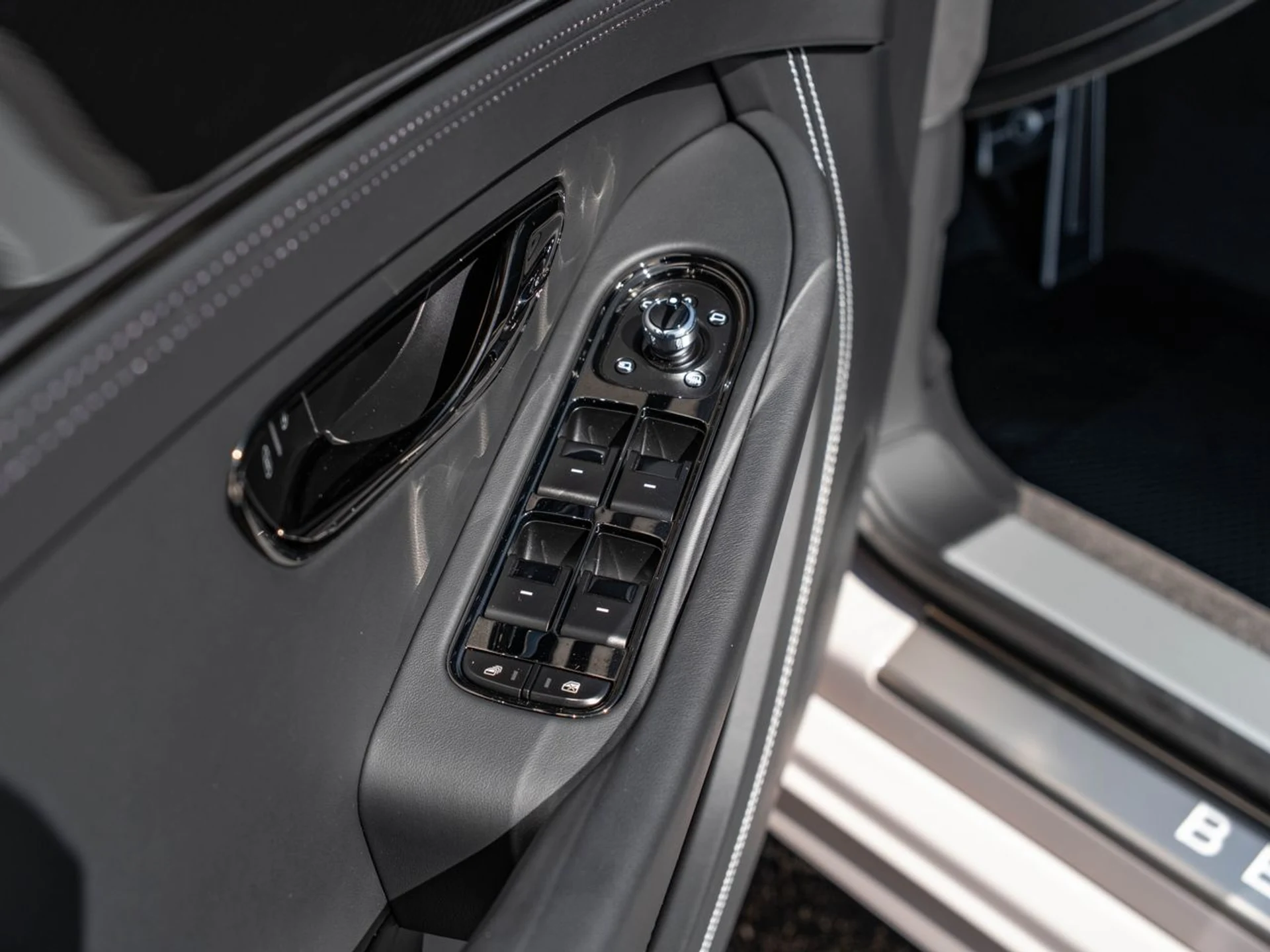 mph016_2907357787_4118981ea210f58c5a1f5d409ea3fd61x_d49ecc634d