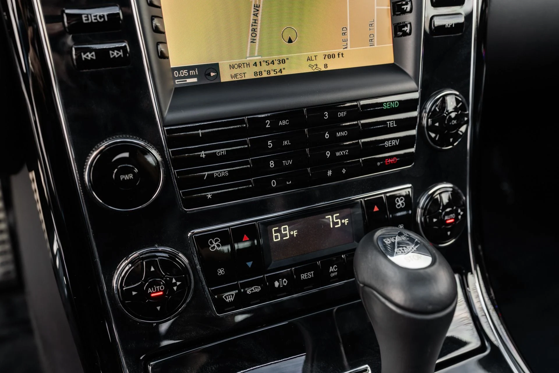 mph016_2910720054_11544_p17_l_ae713b9ae6