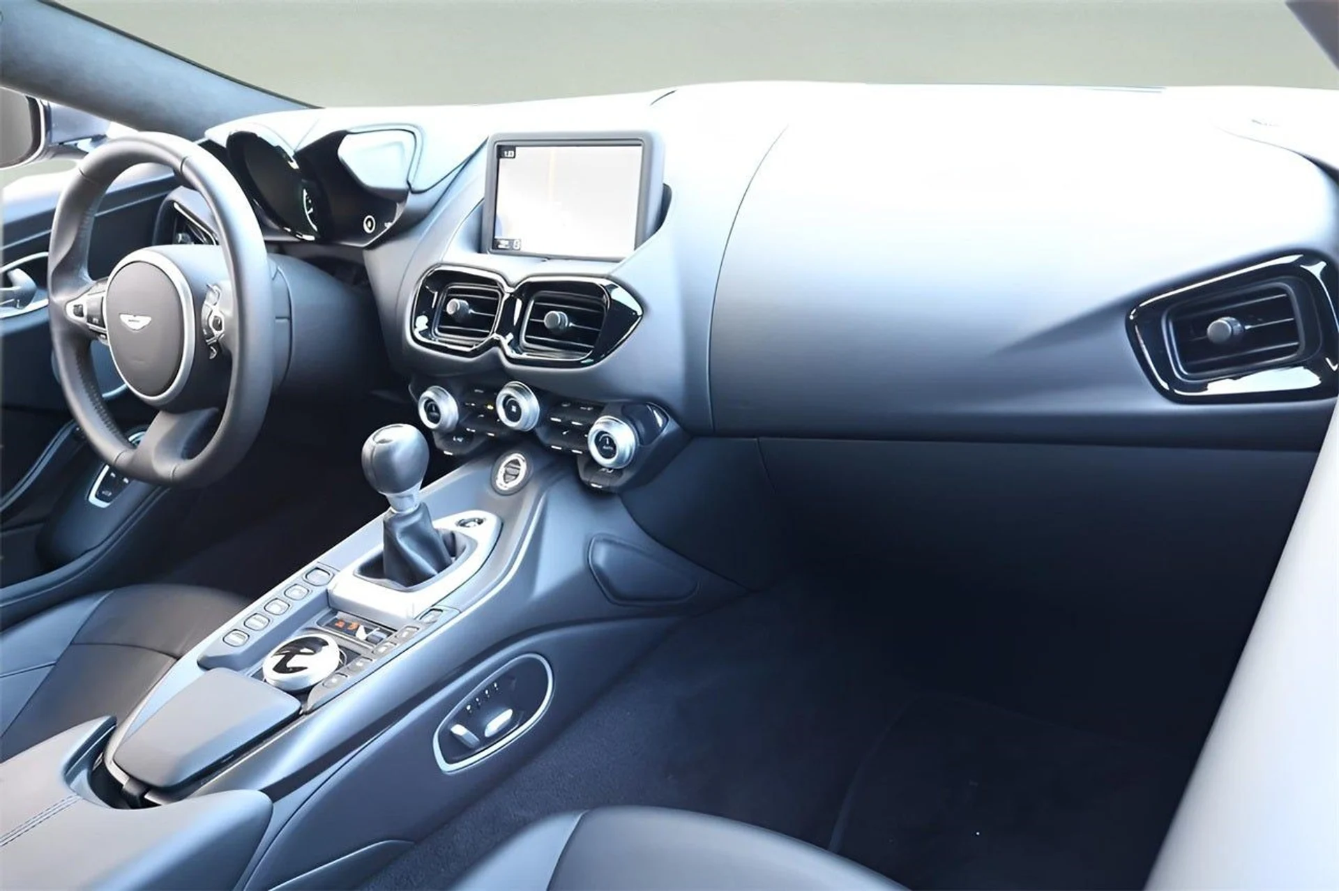 mph016_2919662896_17_96ee19c4a1