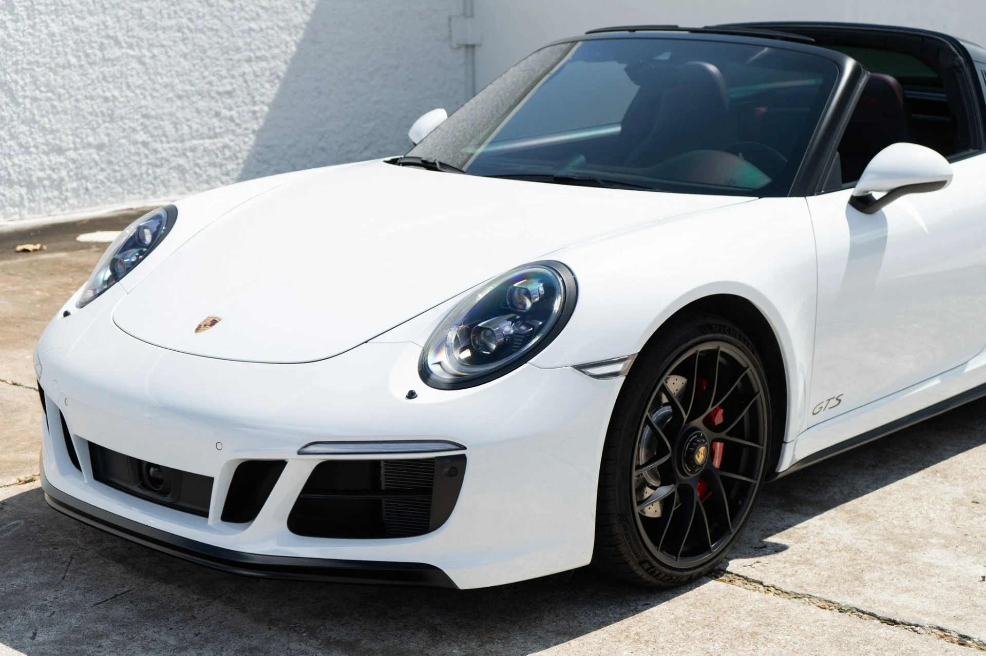 mph016_2922460337_Used_2018_Porsche_911_Targa_4_GTS_1791238615_84246ade56