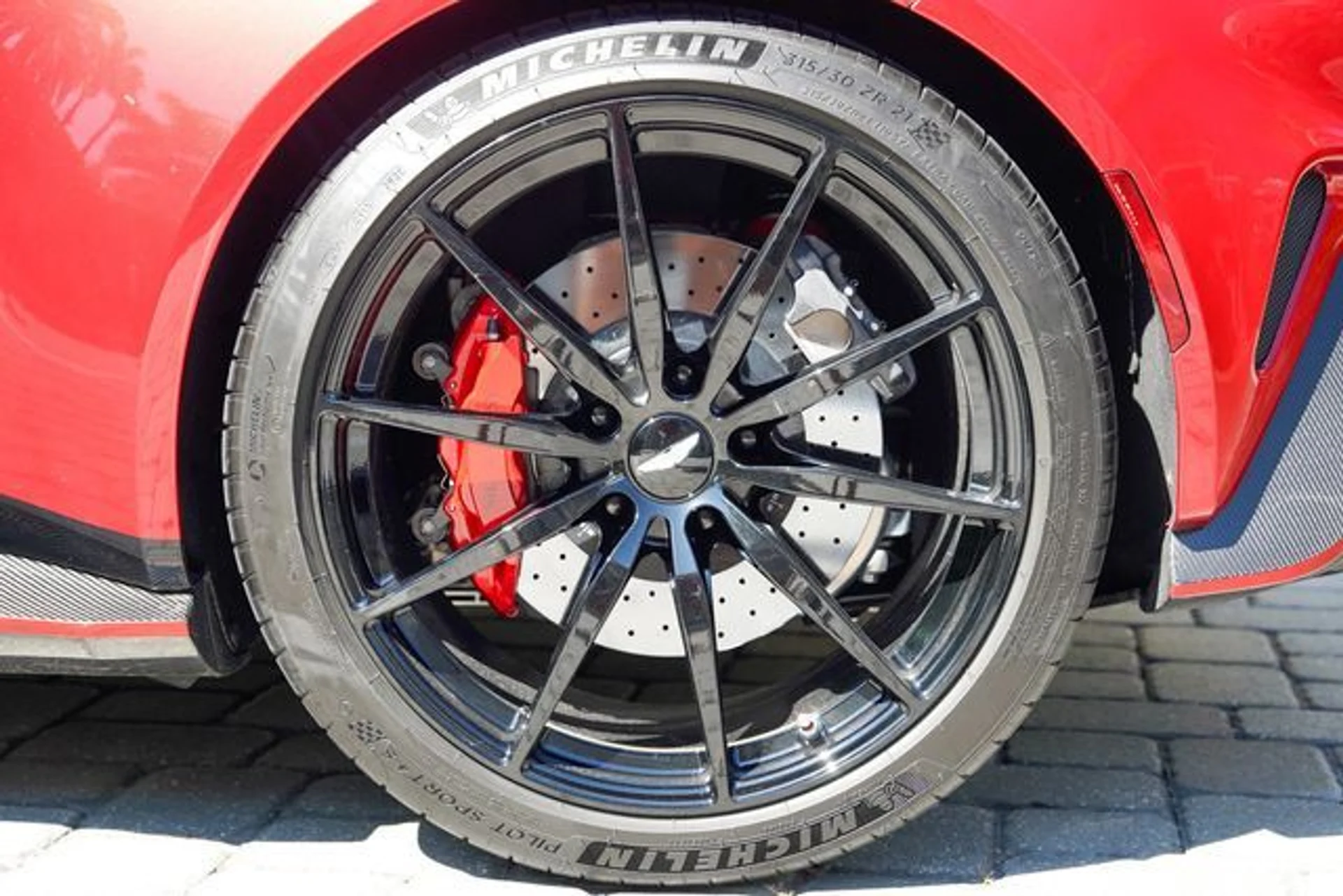 mph016_2927856526_22988419_17_b6d05b83ef