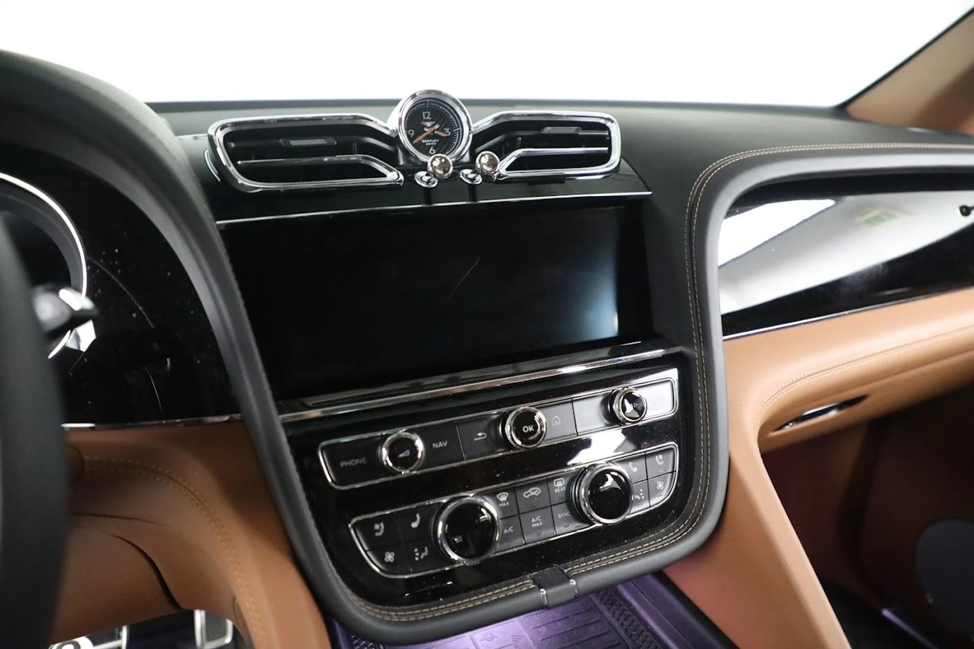 mph016_2929904454_Used_2023_Bentley_Bentayga_S_V8_d385a00615