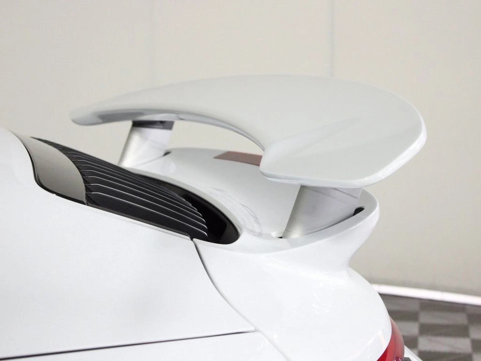 mph016_293378717_17_f726f55dd0