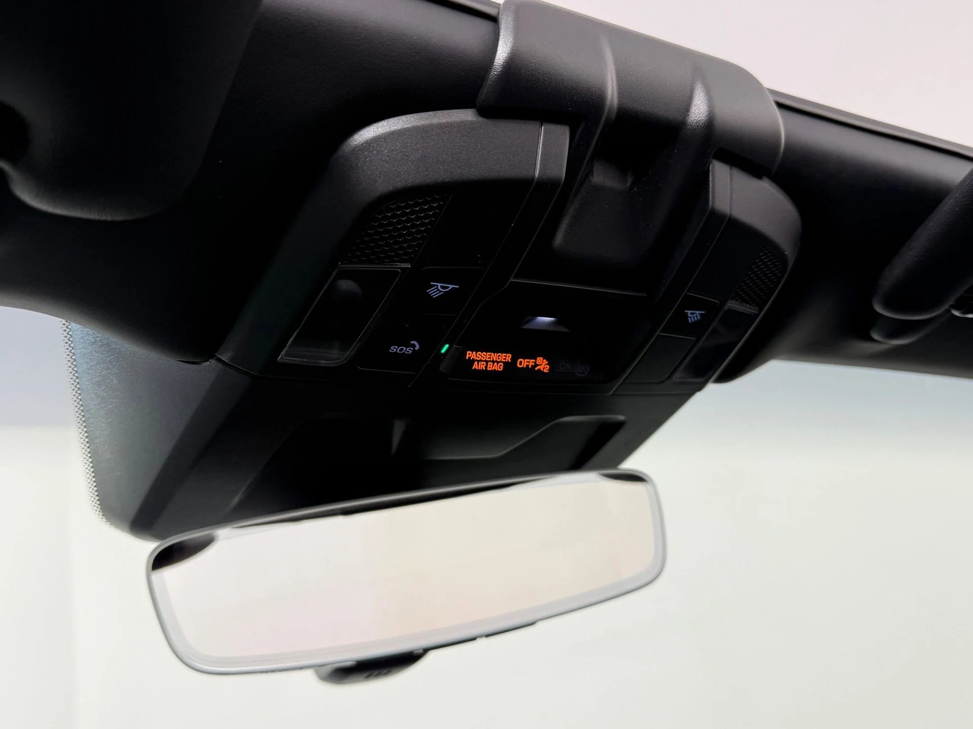 mph016_2933983728_3459480b4e56fbb468b8ade796f8aa55x_262b8e94dd