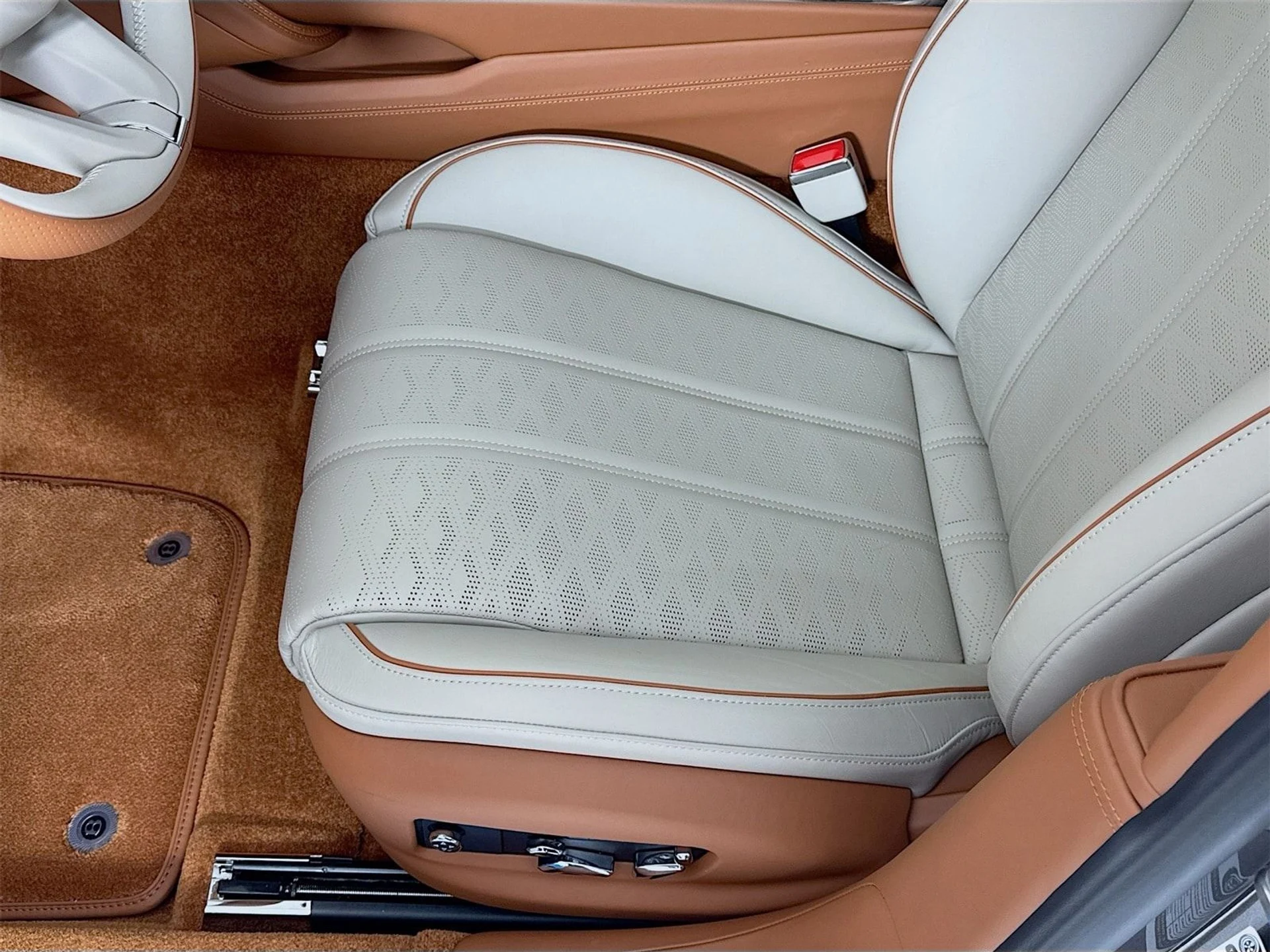 mph016_2937772374_6250785a9b7e1e581978934333e39b6dx_7d61bcf391