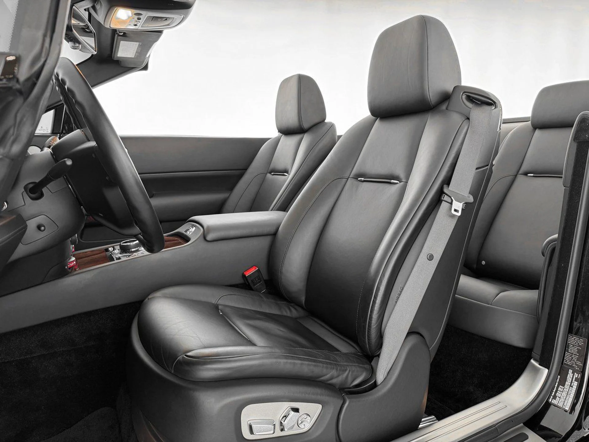 mph016_2939800359_477b2e7634df371d17fe68849d9b5598x_5604e019bb