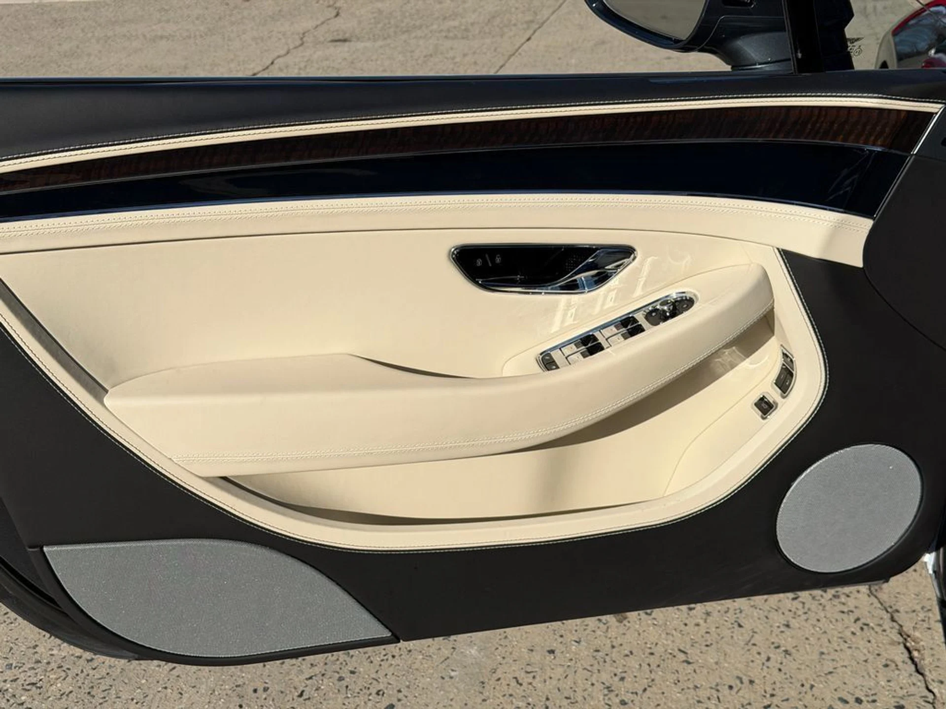 mph016_2947341865_7b389c2e8f8c45358969e6ce42fd30d5_011375cc9a