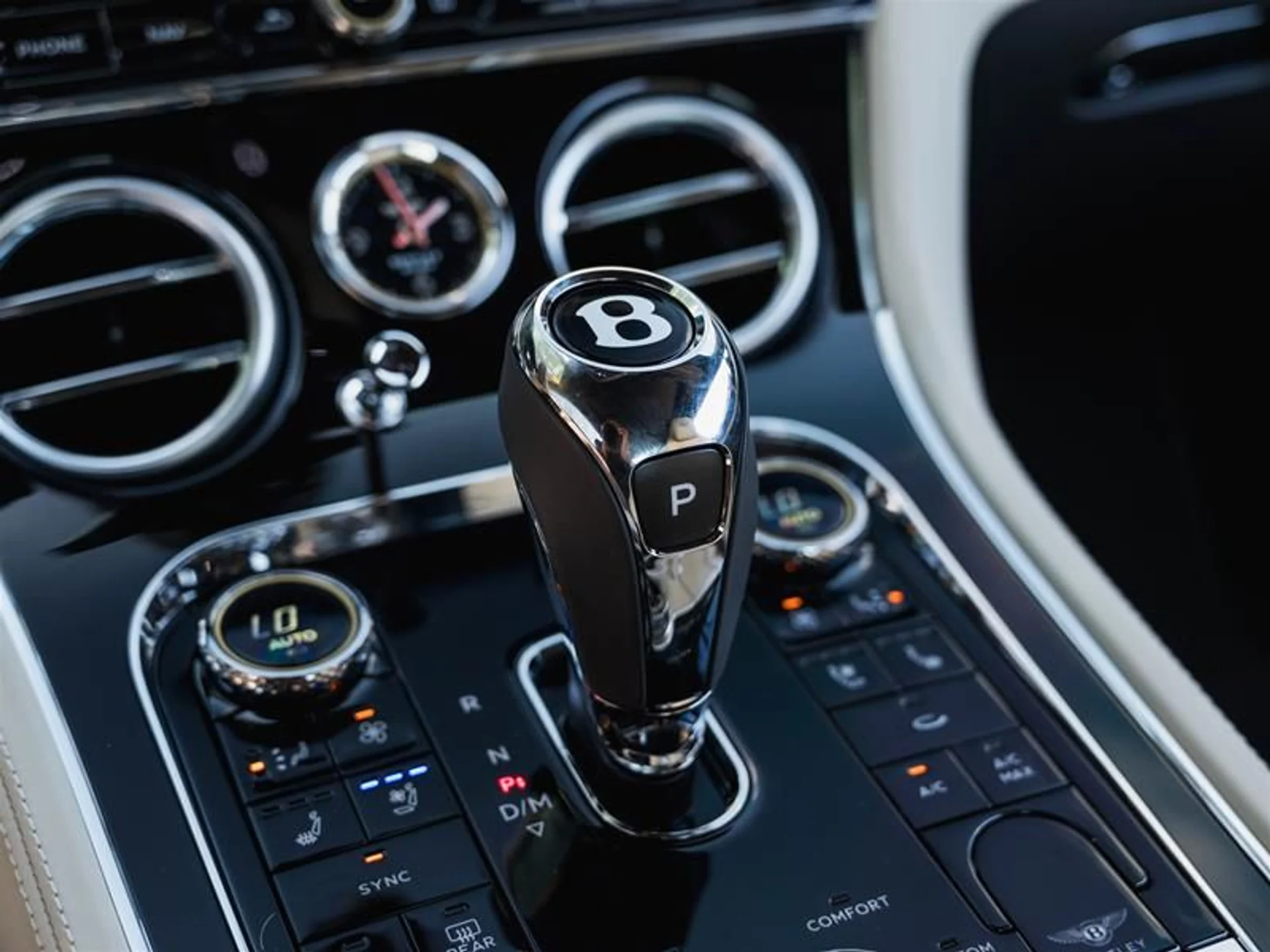 mph016_2948587239_dp25jtso_c76e5c4799