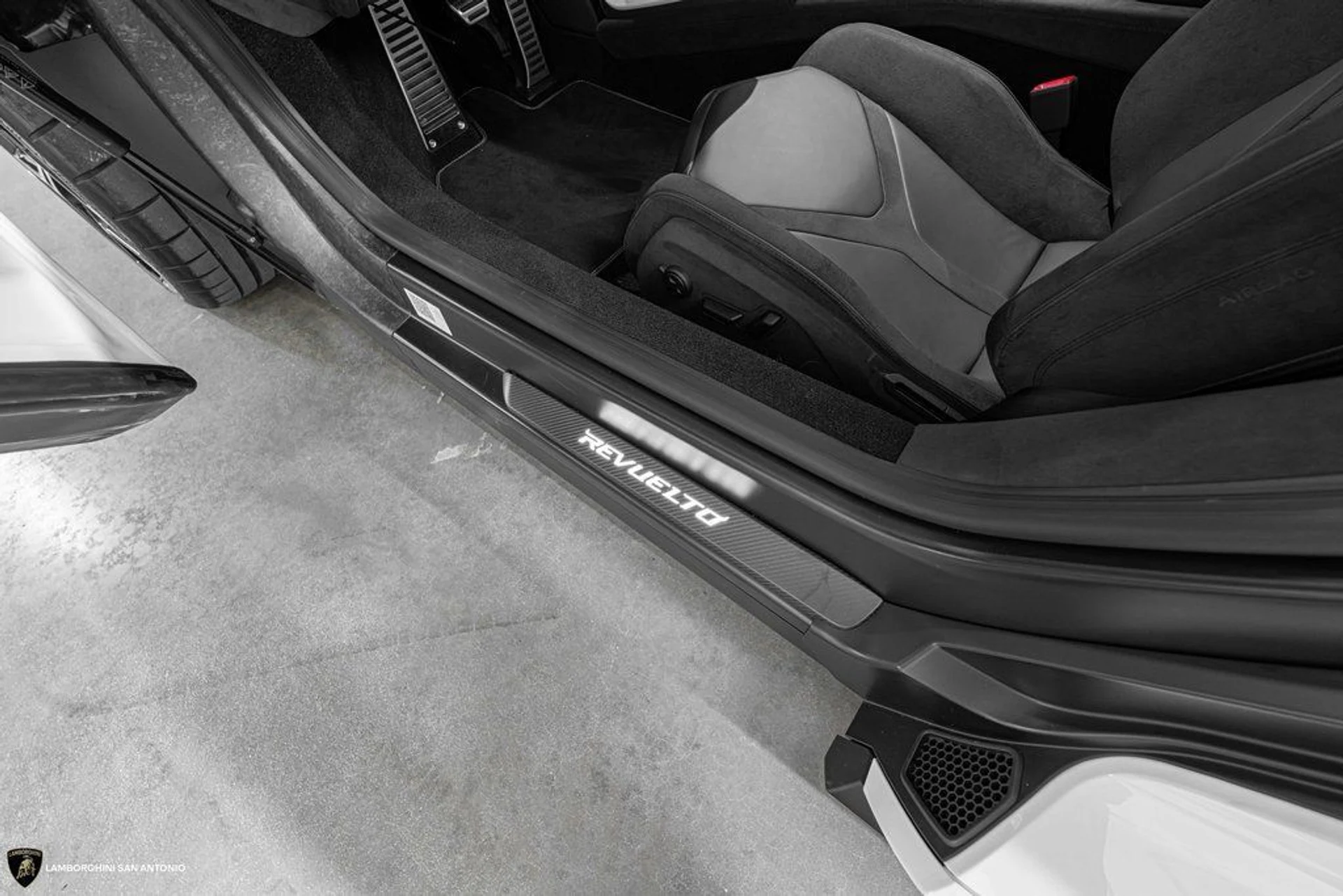 mph016_2949472084_ad48d3eb0183306ac80fbebd40c0fb45x_4e4aeca8c8