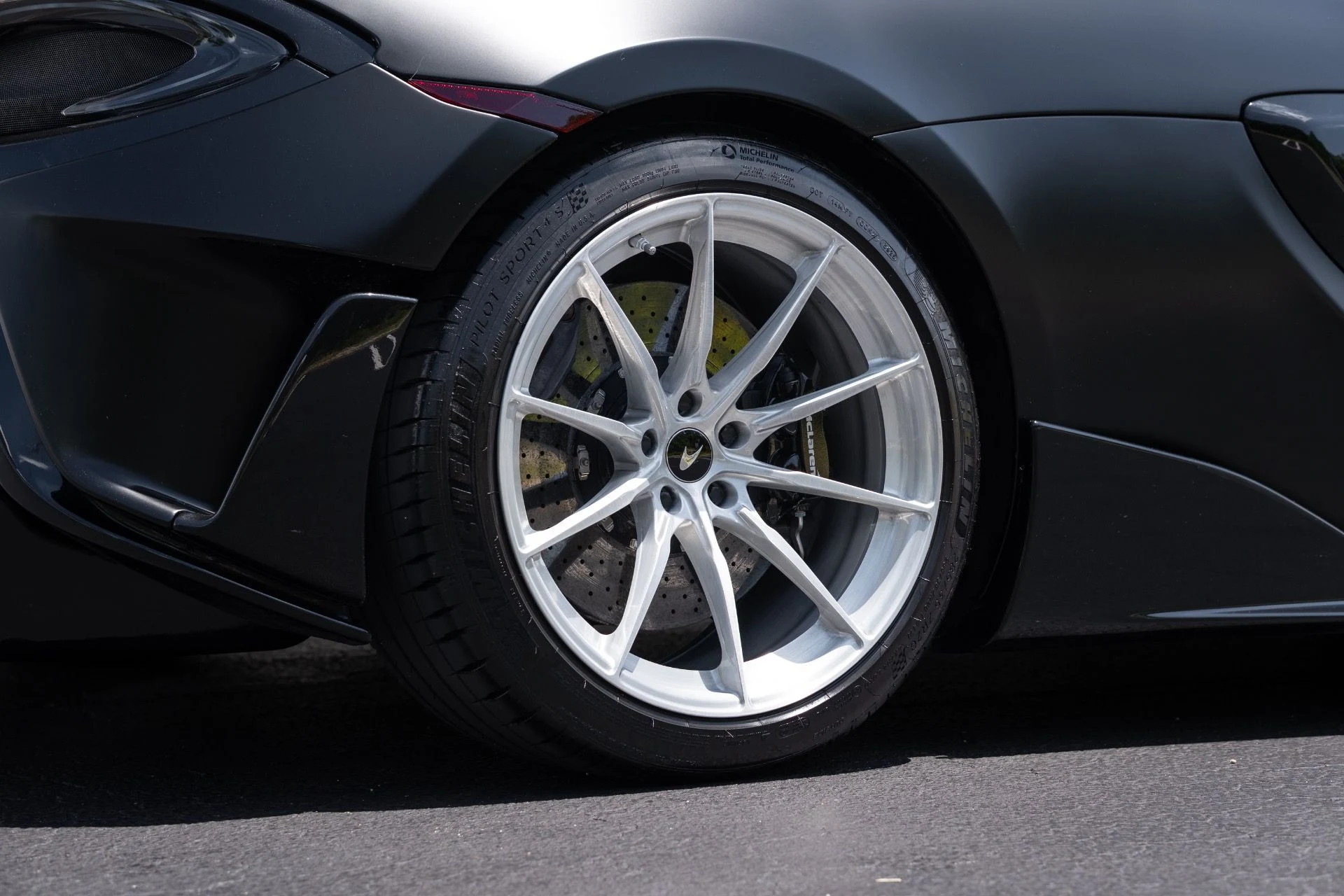 mph016_2967828728_Used_2020_Mc_Laren_600_LT_Spider_1777683244_ee663893e8