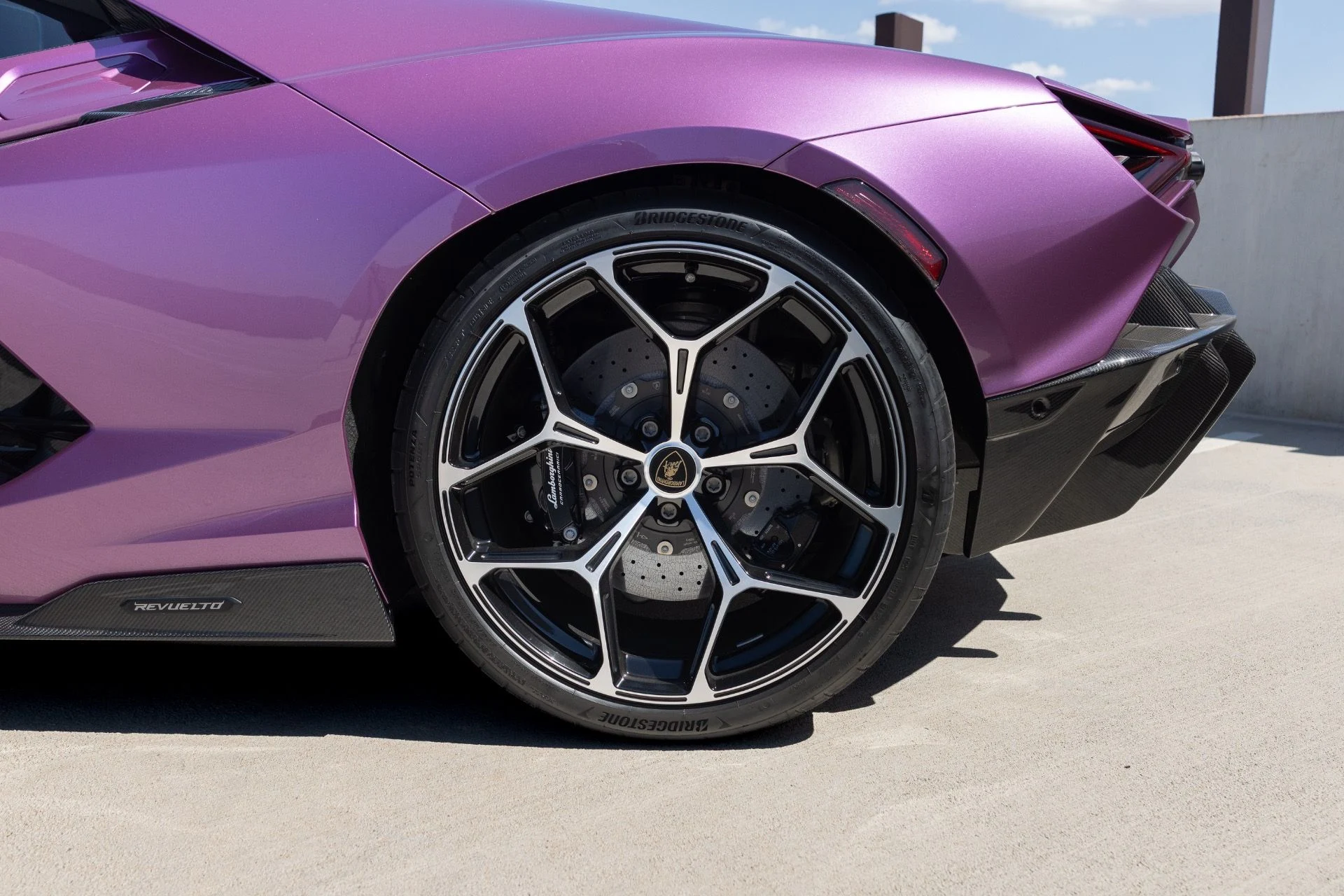 mph016_2968066426_Used_2026_Lamborghini_Revuelto_1788470491_7a1c30f5c5