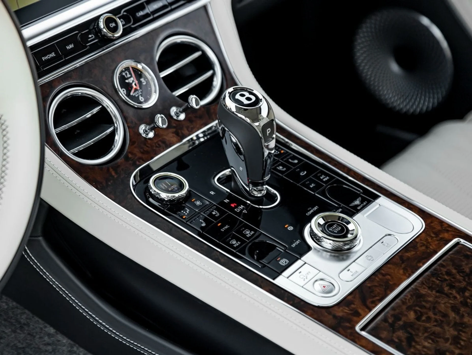 mph016_2977396024_17_56ef30fa75