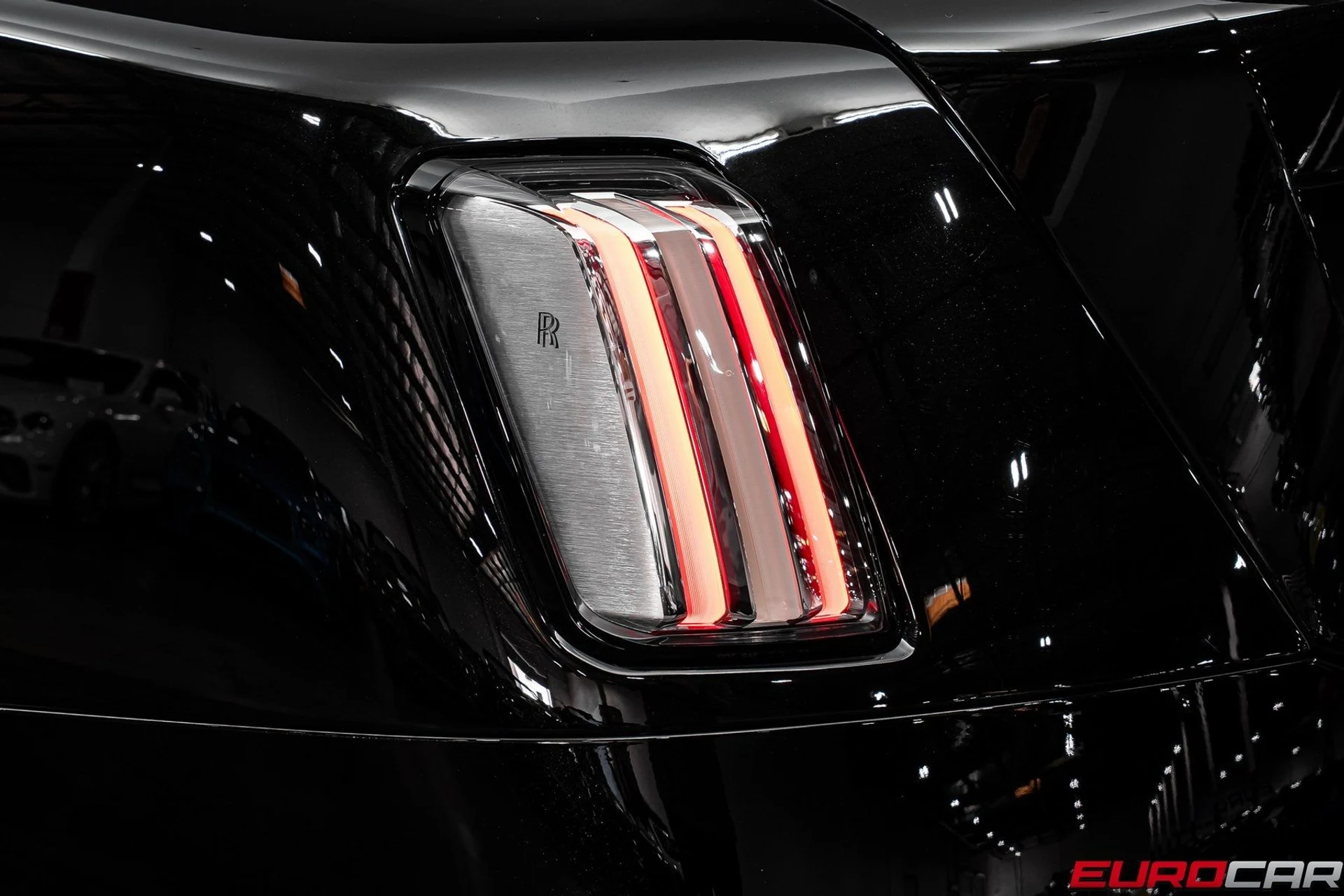 mph016_2979276498_image_17_31d26750bb