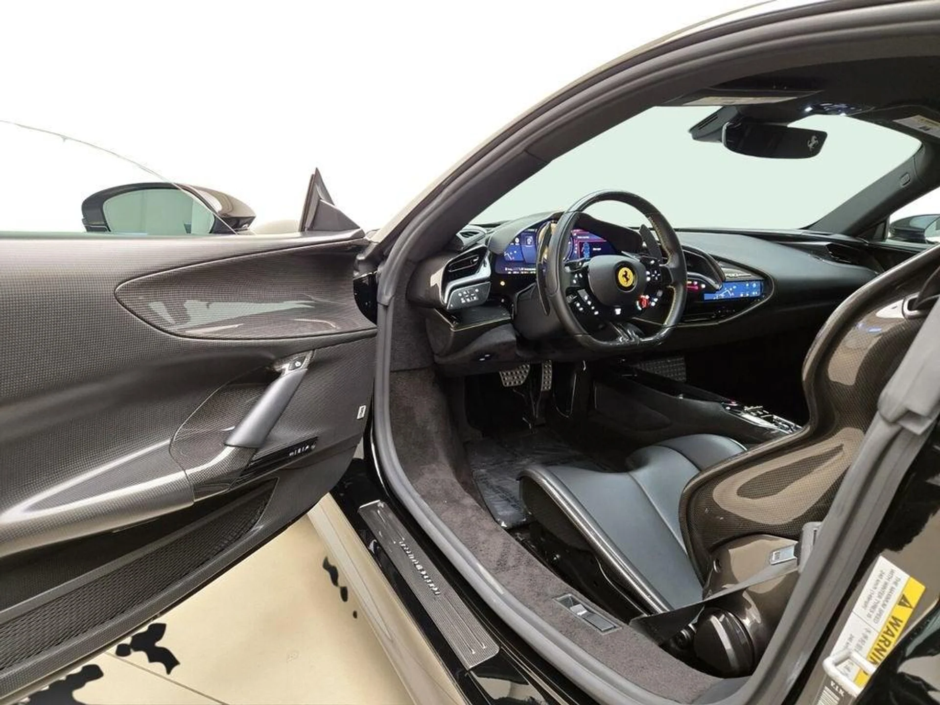 mph016_2979328455_Used_2022_Ferrari_SF_90_Stradale_1771612495_38416a50e5